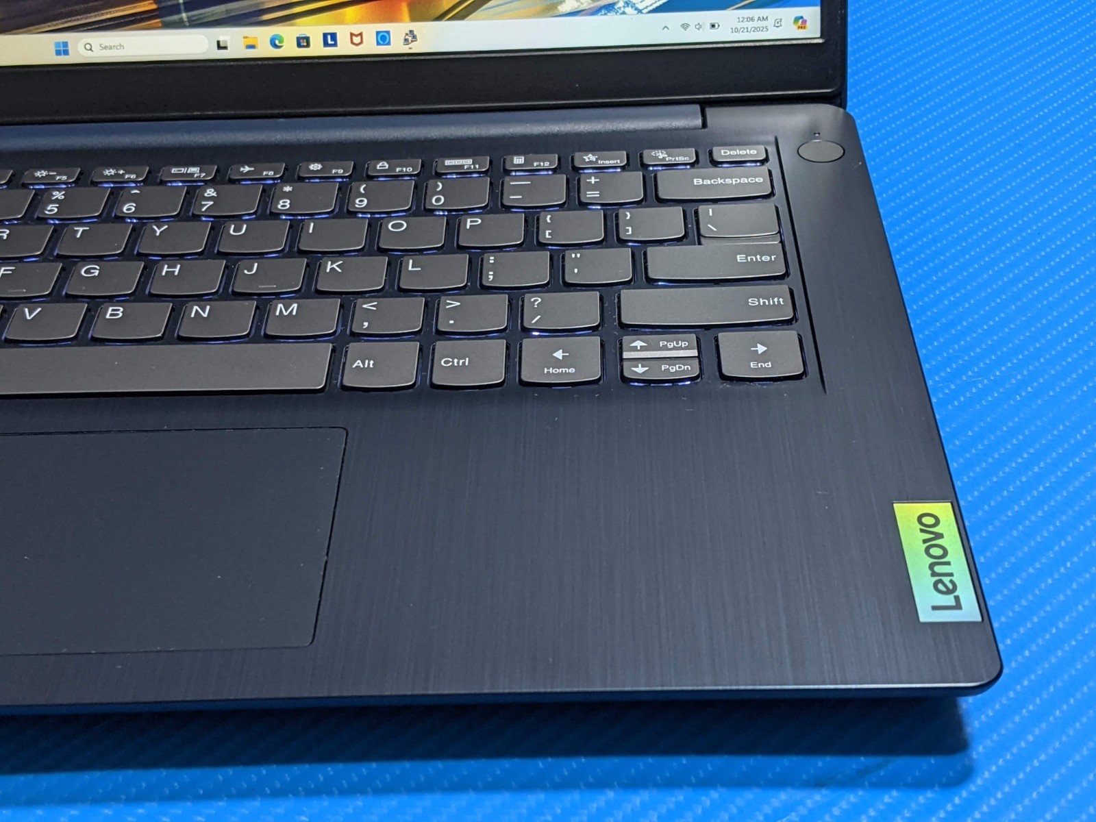 Lenovo IdeaPad 3 14ALC6 14″ FHD AMD Ryzen 5 5500U 2.1GHz 12GB 256GB SSD W11H +PA
