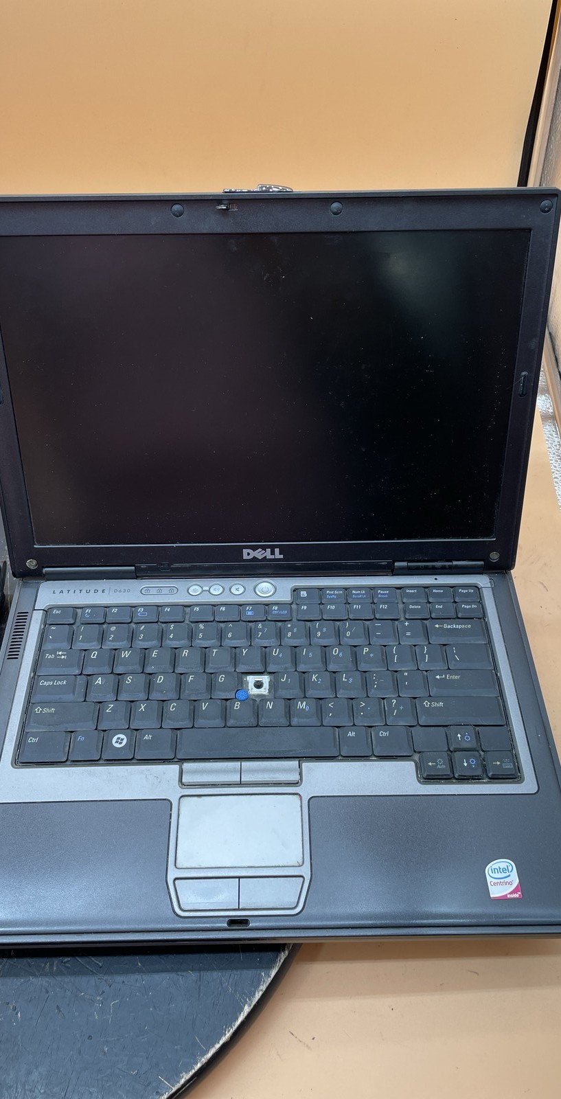 Dell Latitude D630 14.1” & Samsung NP300E5C 15.6” No HDD for Parts/Repair