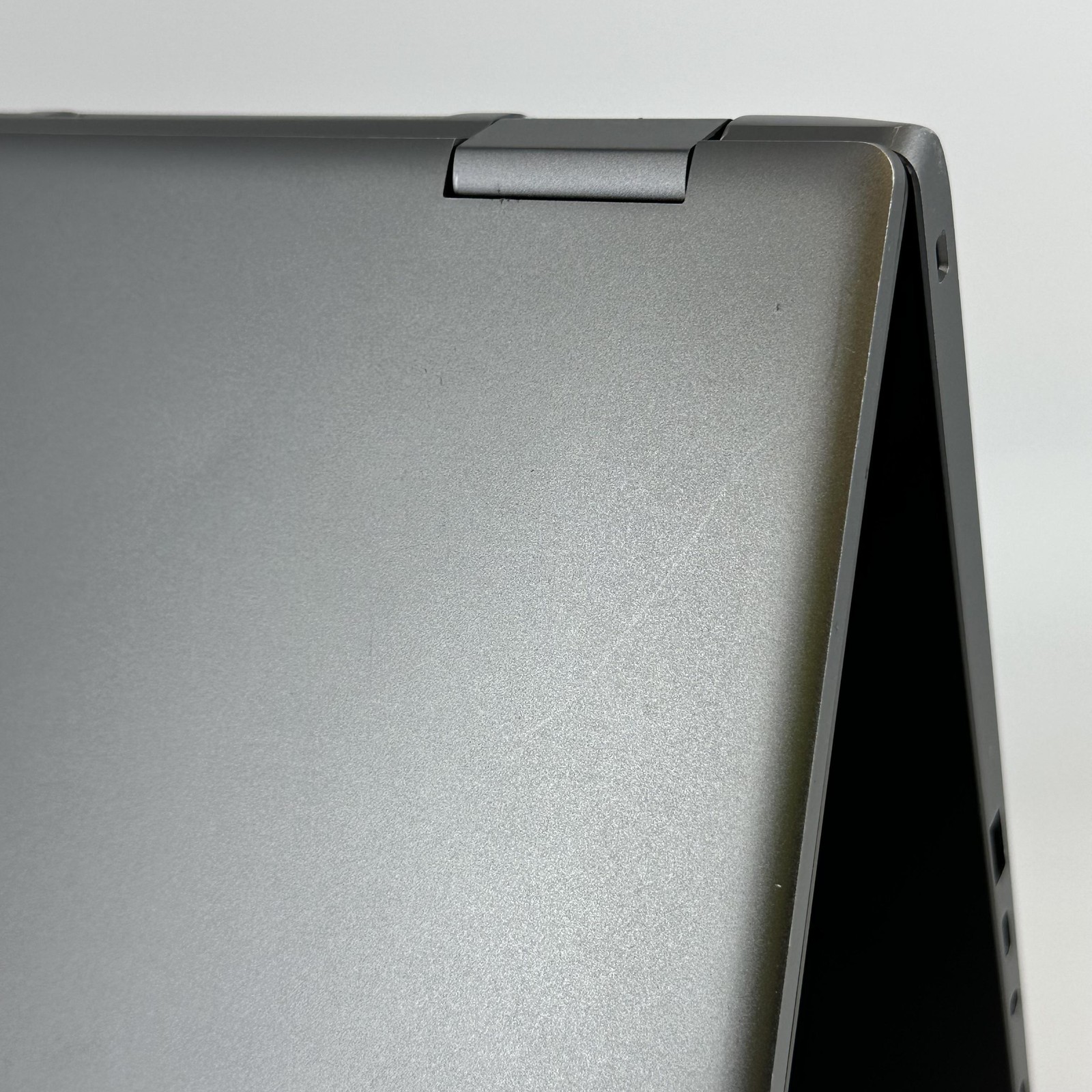 Dell Precision 7770 17.3 4K 119Hz 2.3 GHz i9-12950HX 32GB 1TB/512GB RTX 3080 Ti