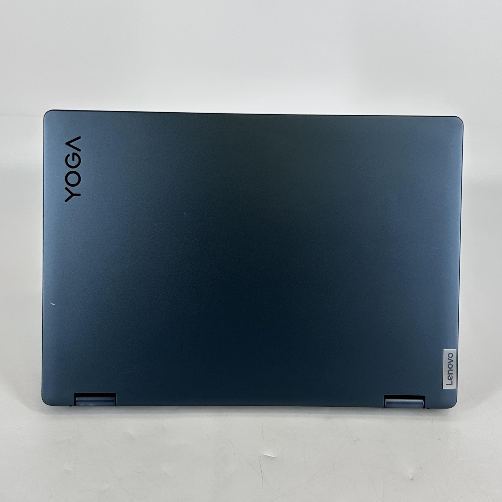 Lenovo Yoga 6 13.3 FHD+ TOUCH 2.0 GHz Ryzen 5 7530U 8GB 256GB SSD Very Good