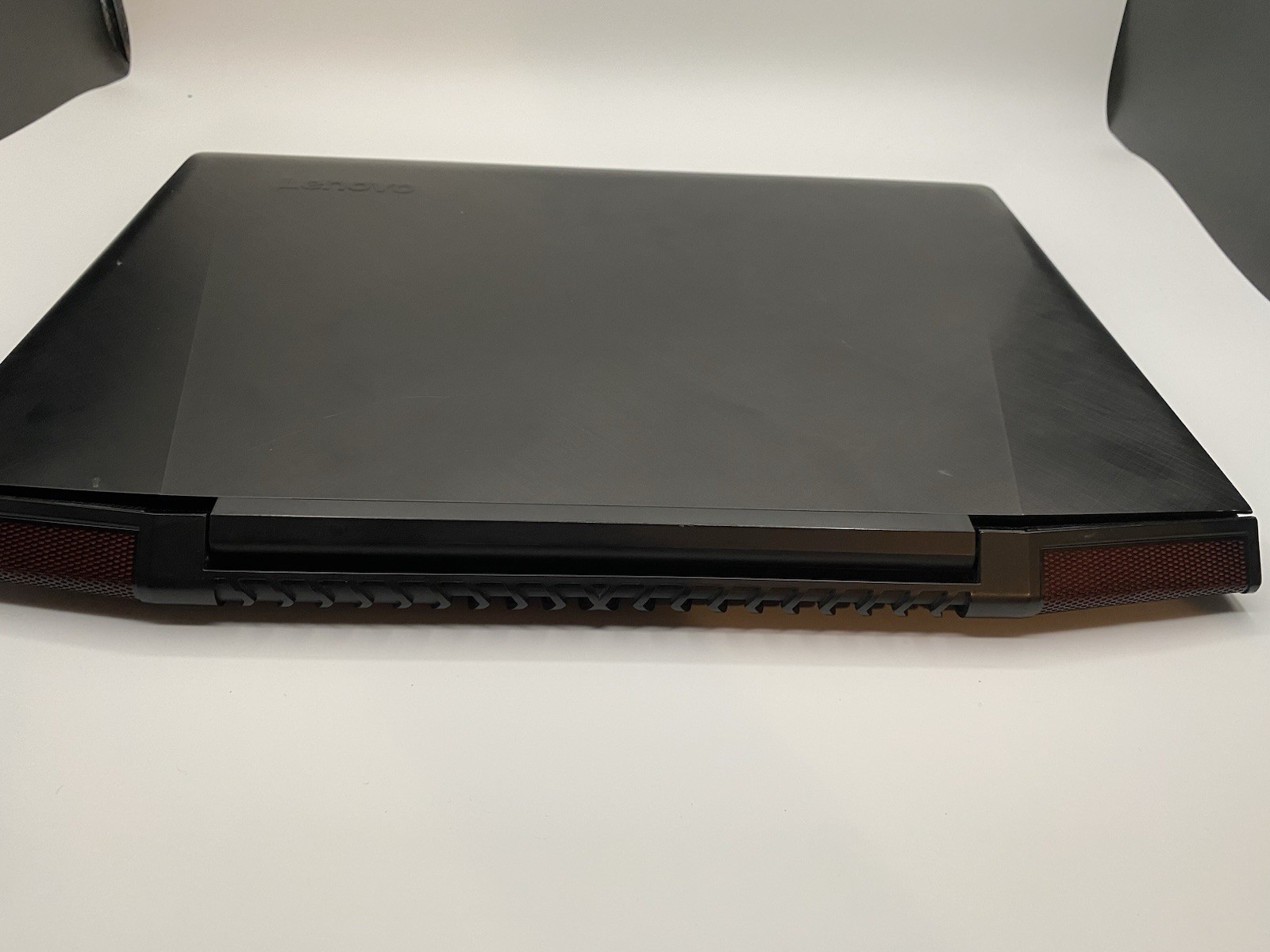 Lenovo ideapad Y700 i7 16GB RAM 4GB NVIDIA GTX GPU 256GB SSD