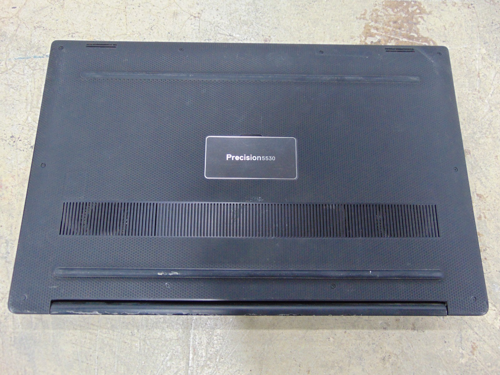 Dell Precision 5530 Core i7-8850H 32GB 512GB SSD 15.6″ NVIDIA P2000
