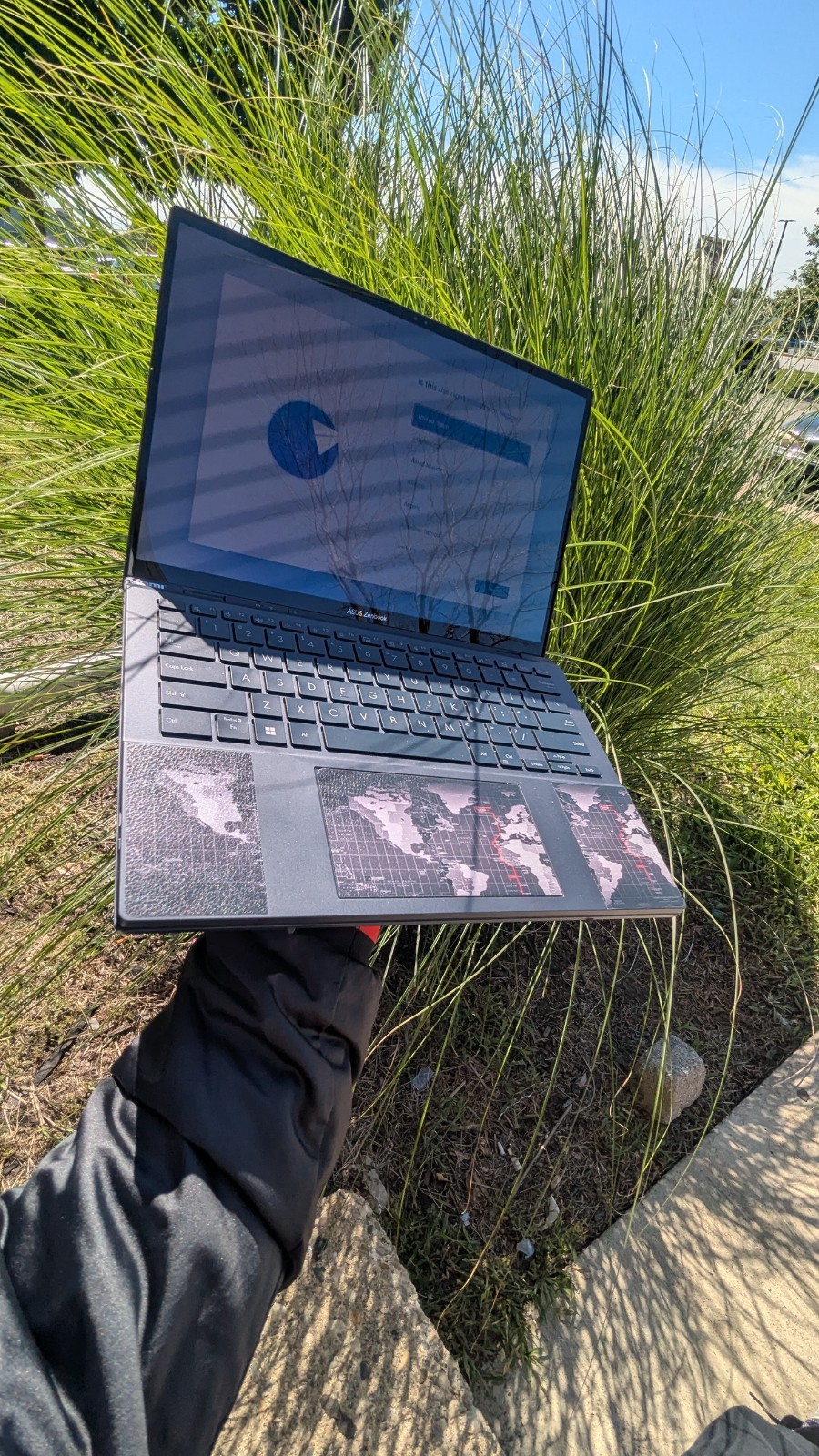 ASUS Zenbook Dual 14” OLED 3K 120Hz , Intel Core Ultra 7, 16GB Ddr5 1tb SSD M2
