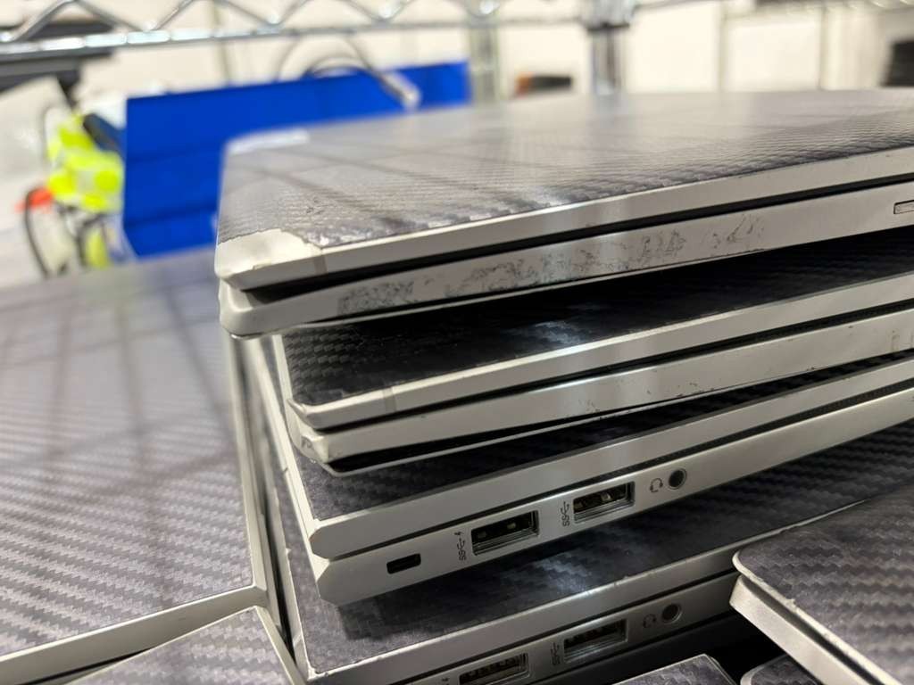 HP EliteBook 840 G8 14″ Touch Core i5-1145G7 2.60GHz 16GB RAM 256GB SSD *READ*