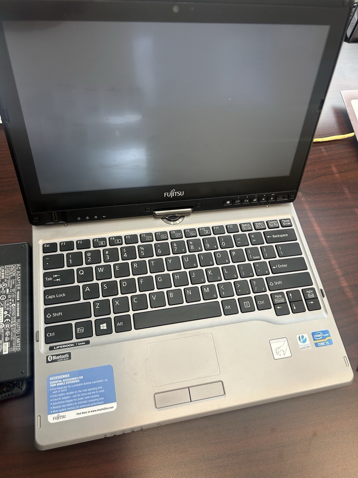Fujitsu Lifebook T732 12.5″ i5-3210M 8GB 500GB XP Touchscreen Tablet Laptop READ
