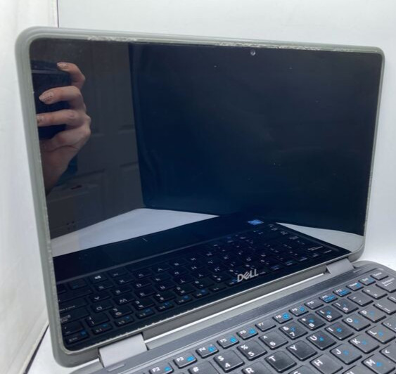 Dell Latitude 3190 2 in 1 11″ Pentium Silver N5030 @1.10GHz 4GB RAM 128GB SSD