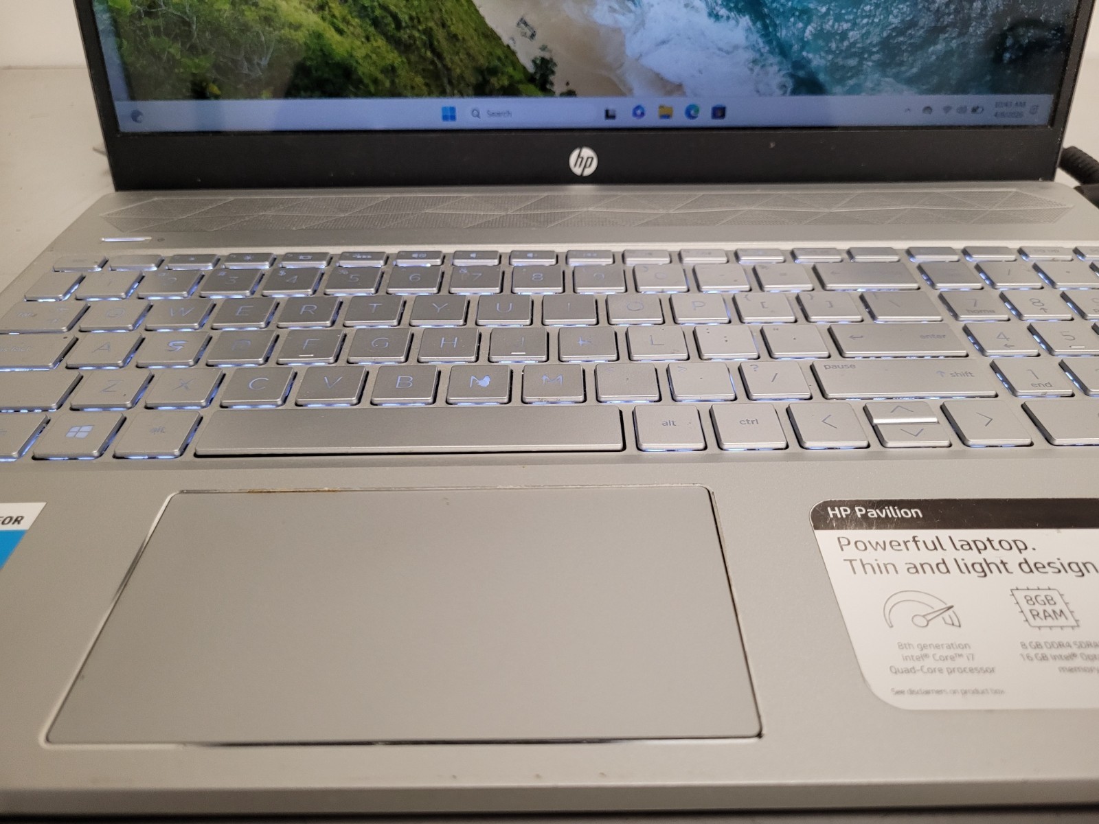 Hp pavilion 15-cs2064st i7-8565u 1.8ghz 8gb ram 240gb ssd charger 5CD9415DNQ