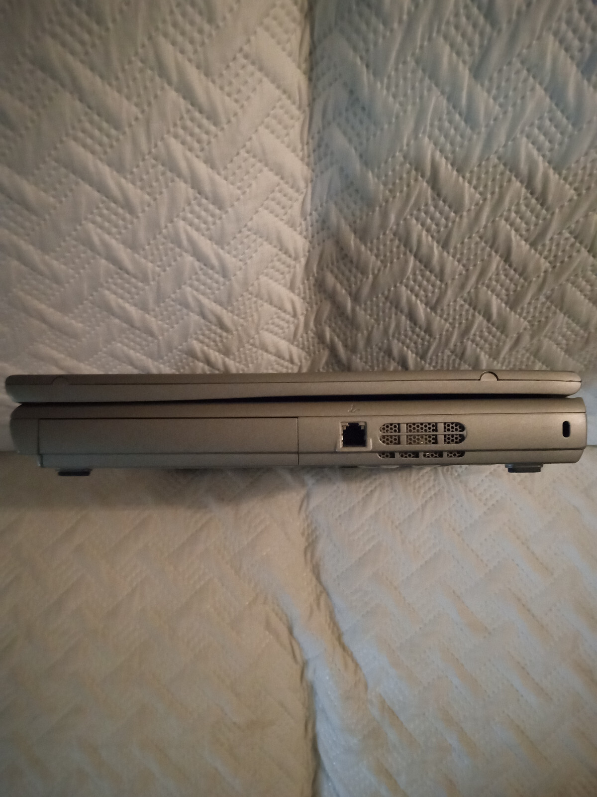 Vintage Dell Inspiron 1100 Laptop 2.40GHz 40GB HD Windows XP Pro. Nice!