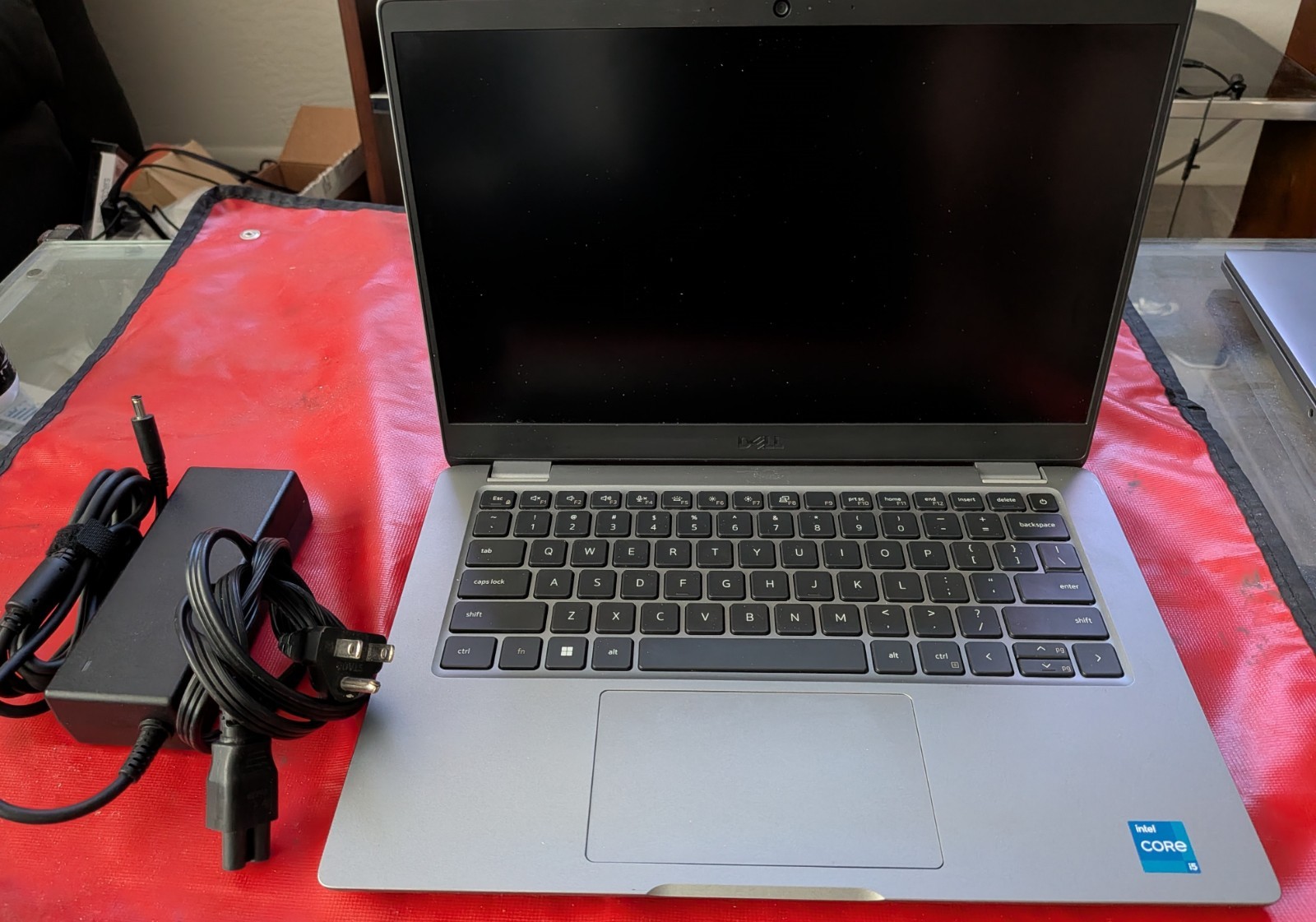 Dell Latitude 3340 13.3″ FHD i5-1335U 1.3GHz 16GB RAM 512GB SSD Win11 Pro WIFI 6