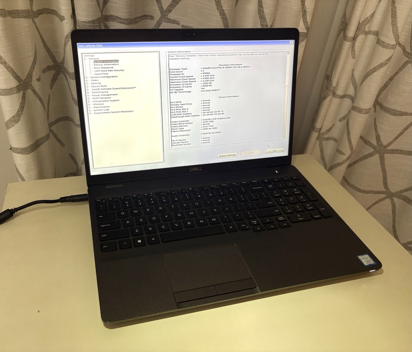 DELL LATITUDE 5501 15.6″ i5-9300H, **READ, NO RAM, NO SSD**