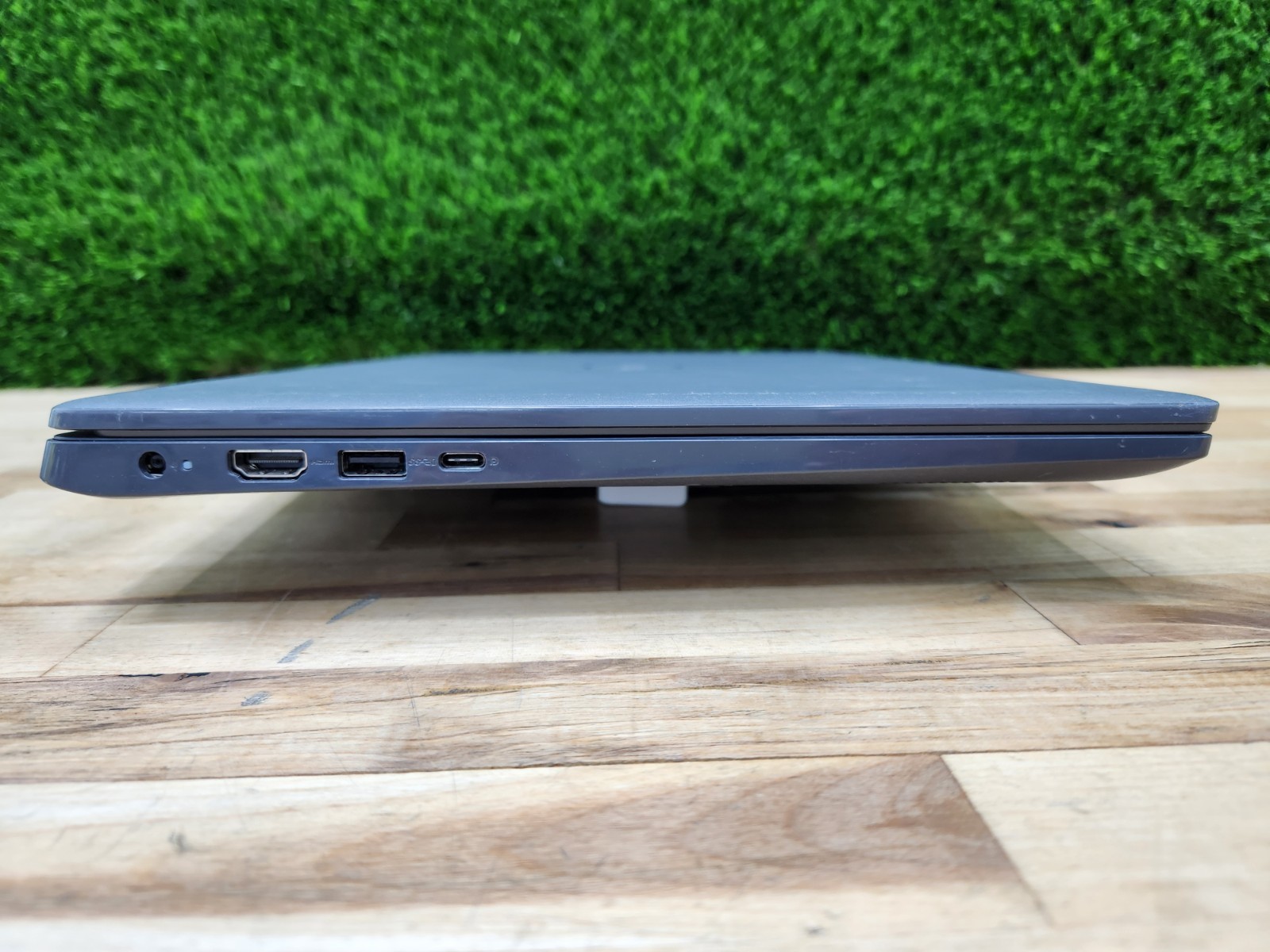 Dell Latitude 3510 15.6″ i5-10210U 16GB RAM 256GB SSD Windows 11 Pro ~