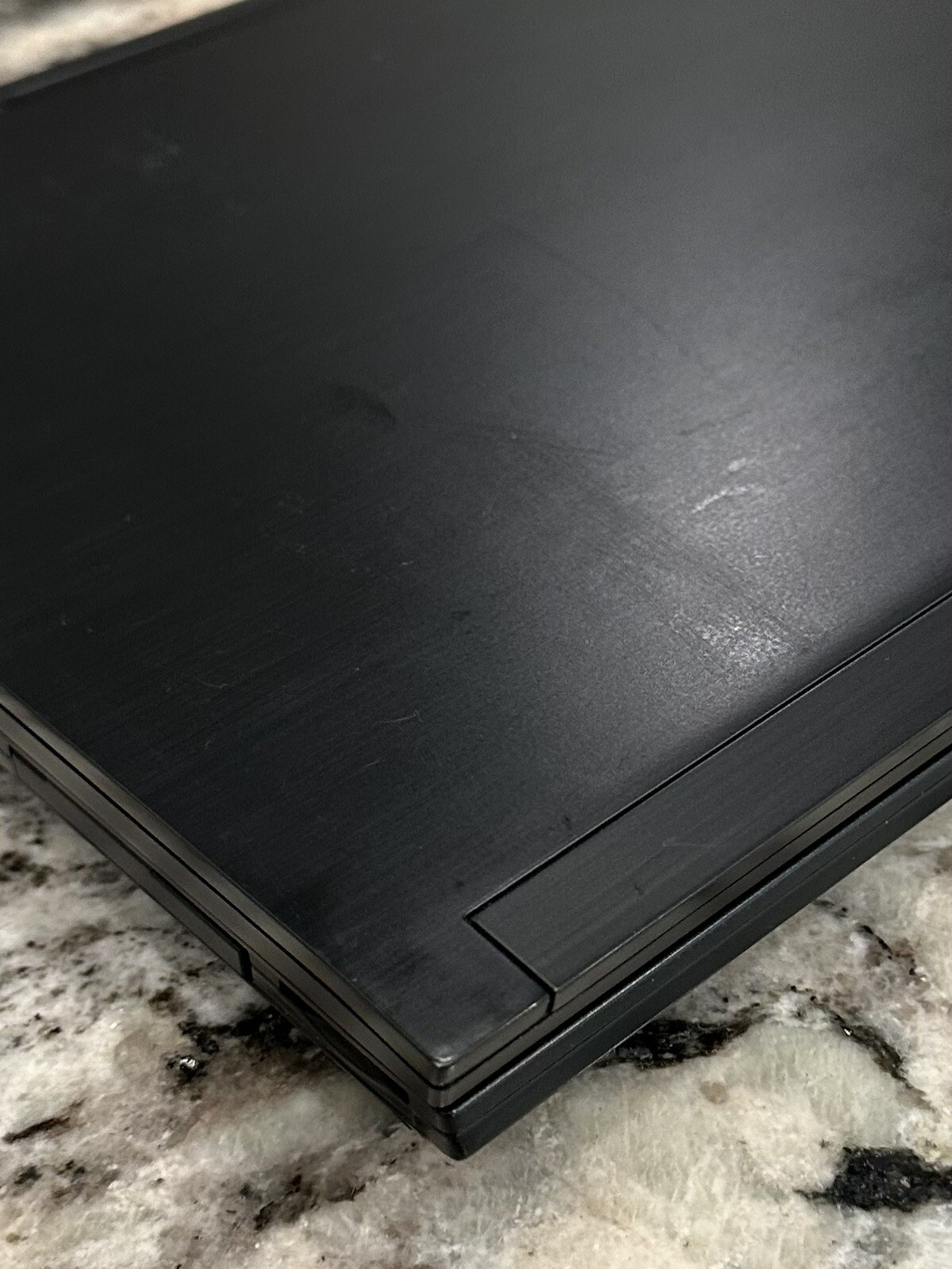 Dell Latitude E6500 15″ Intel Core 2 Duo 4GB RAM NO HDD (For Parts or Repair)