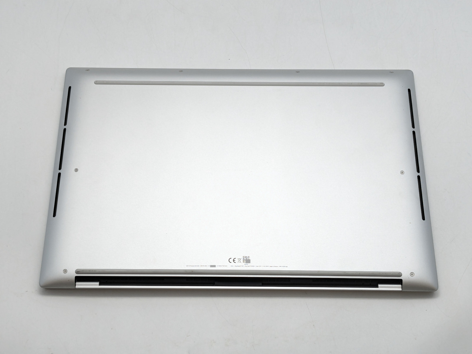 Dell 16 Premium DA16250 16.3″ Ultra 7 255H 32GB RAM 1TB SSD RTX 5060 W11H