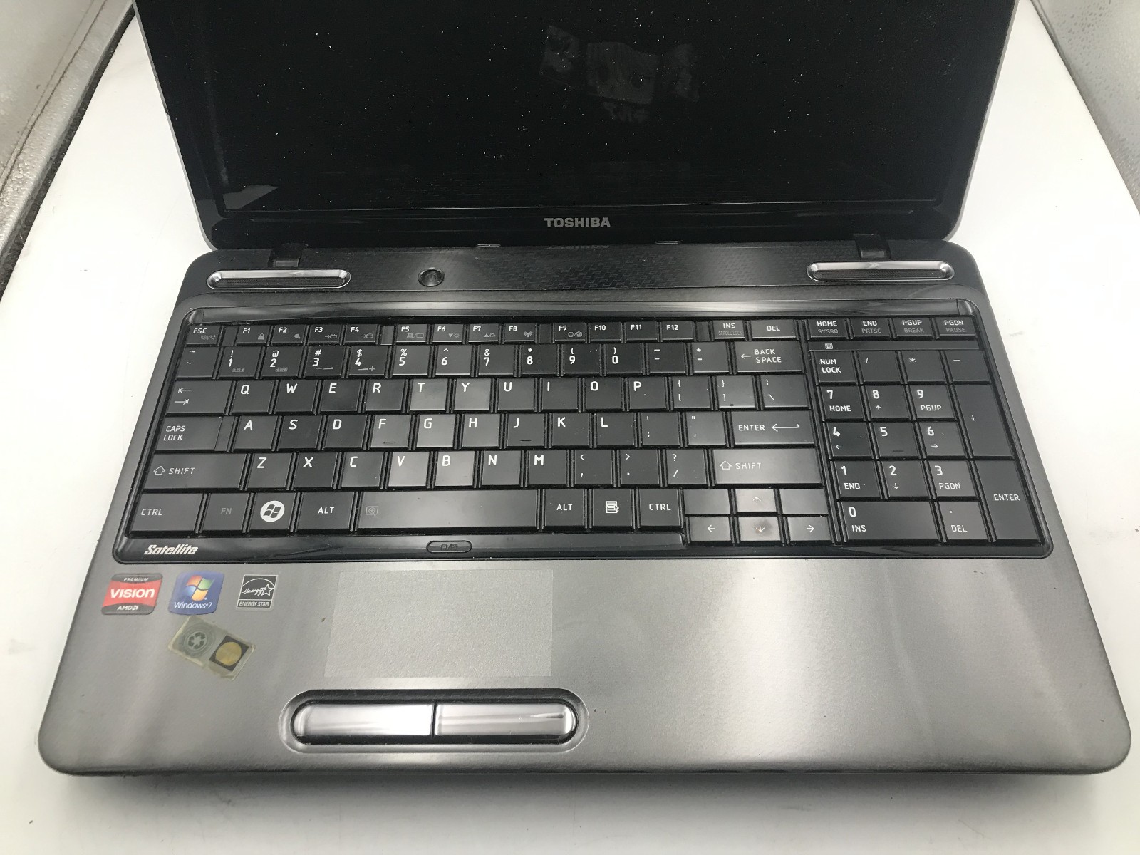 TOSHIBA SATELLITE L655D S5159 – FOR PARTS/REPAIR – AMD PHENOM II – NO RAM – BB