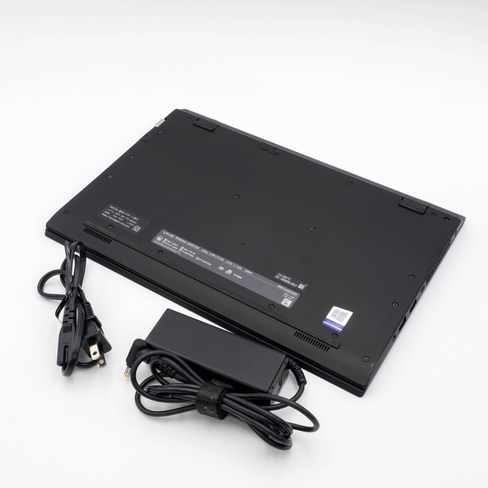 Sony Vaio VJPJ11C12N Core i5-8265U 8GB RAM 256GB SSD 12.5in