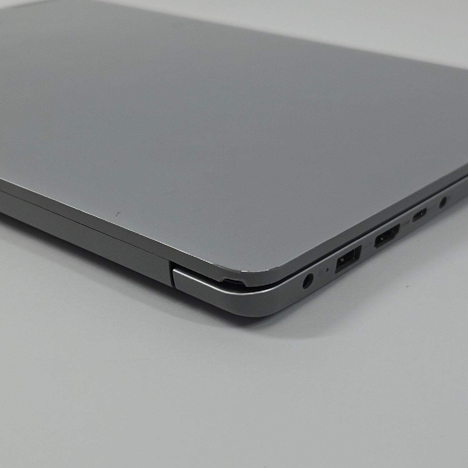 Lenovo IdeaPad 1 15IAU7 15.6″ i3-1215U 3.3GHz 8GB RAM 256GB SSD