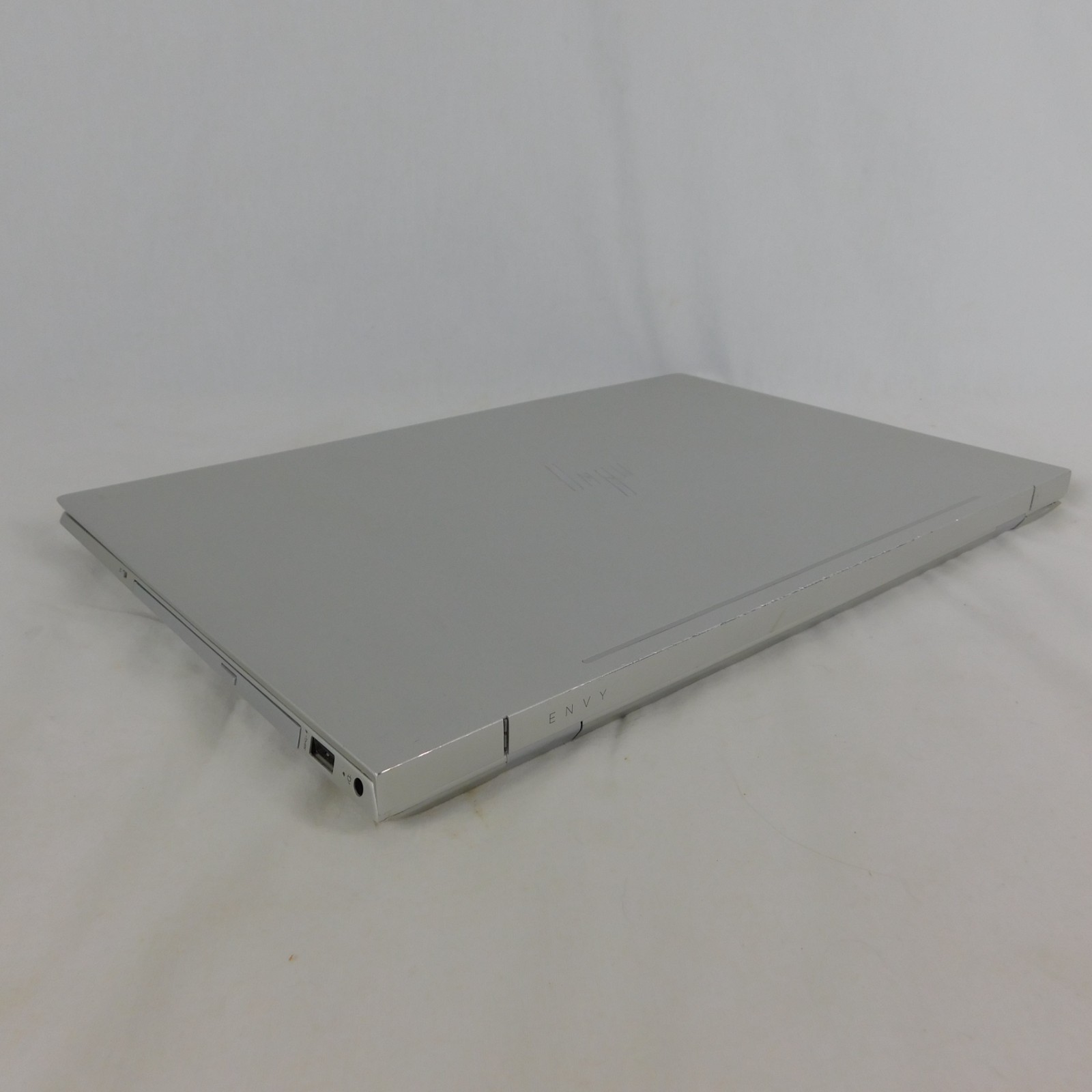 HP Envy Laptop 17t-ce000 17.3″ Touch Screen No battery or HD – FOR PARTS ONLY