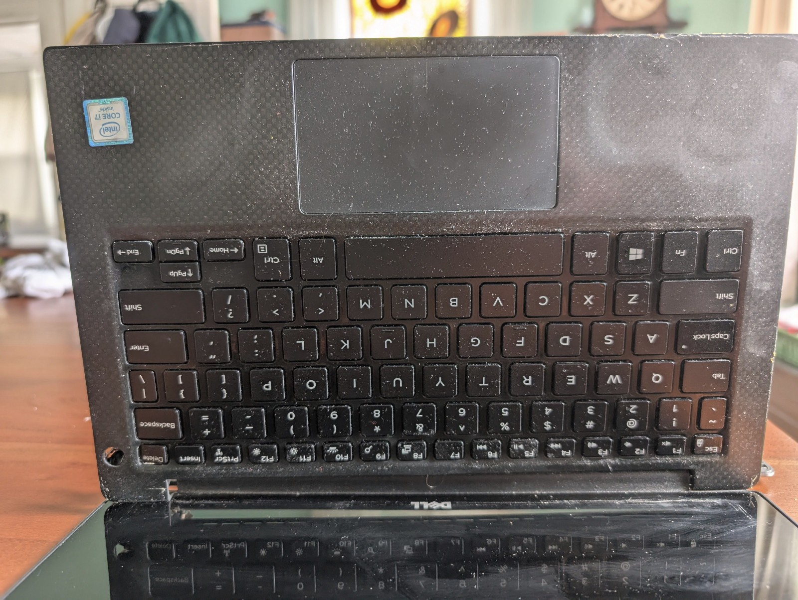 Dell XPS 13 9350 13.3″ Touchscreen Laptop – FOR PARTS ONLY – No Power, No SSD