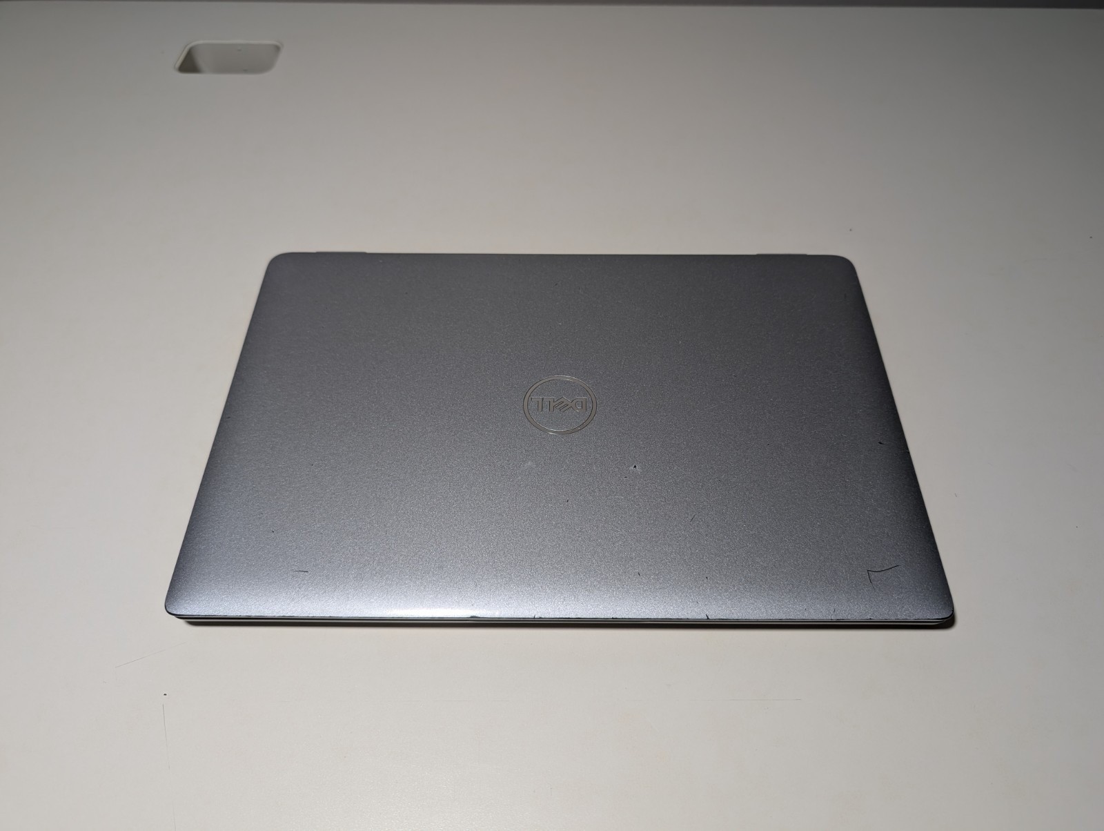 DELL LATITUDE 5440 | i5-1345U NO RAM NO SSD NO OS | FHD TouchScreen Backlit