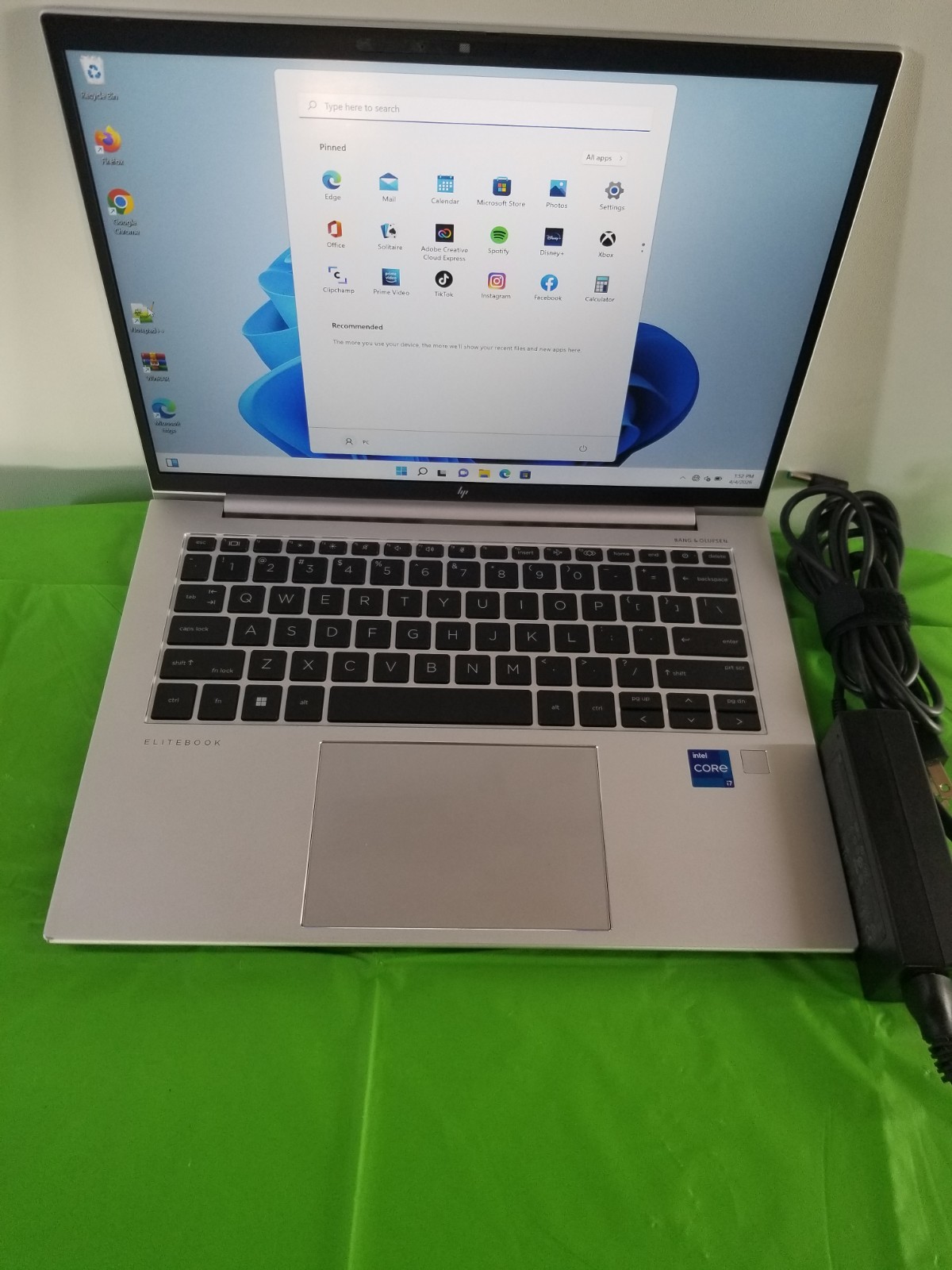 HP EliteBook 840 14 inch G9 Notebook PC intel core i7-1260p,WIN 11 PRO, 16GB,512
