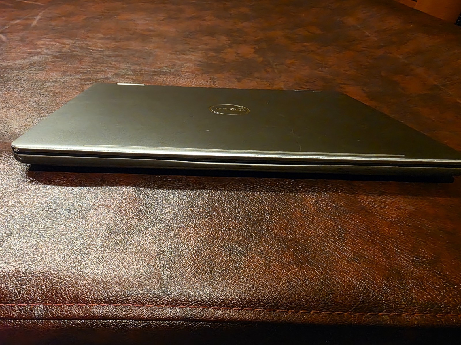 Dell Inspiron 13 7375 2-in-1 FHD Touch RYZEN 5 2500U 256GB SSD 12GB RAM WIN 10