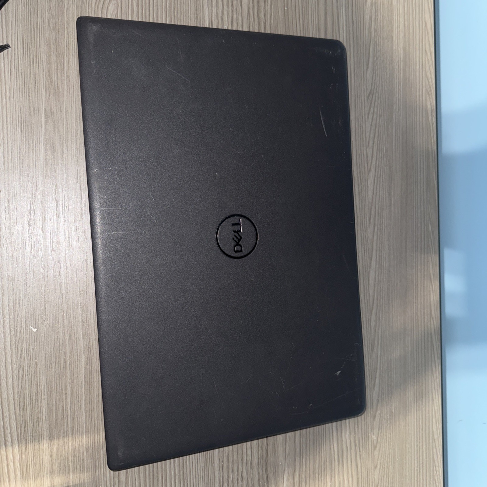 Dell Latitude 3510 15.6″ FHD i7-10510U 8GB RAM No OS/SSD Excellent Battery