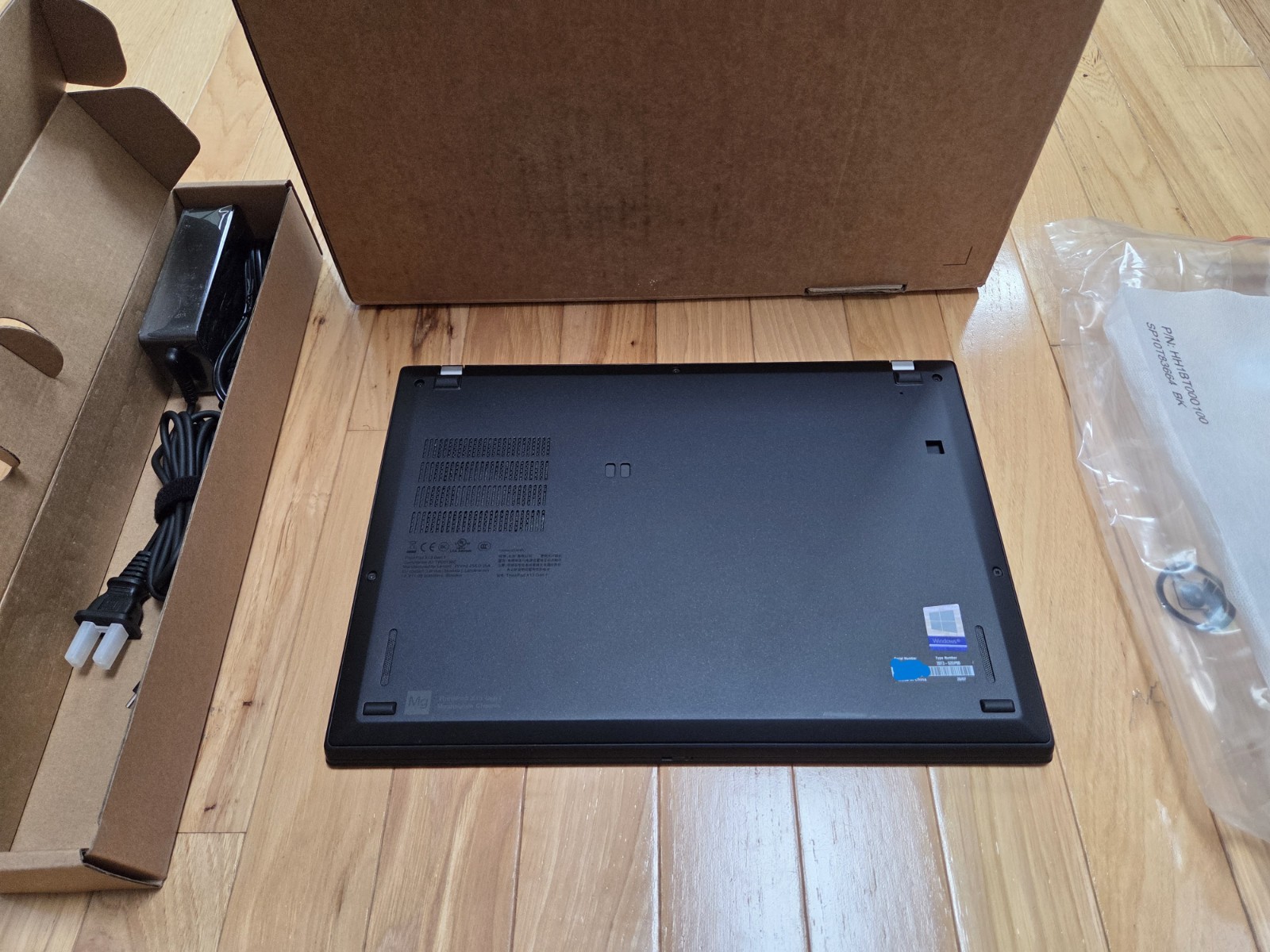 Lenovo ThinkPad X13 Gen1 13.3″ Intel Core i5-10310U 16GB 512 GB Windows 11 Pro
