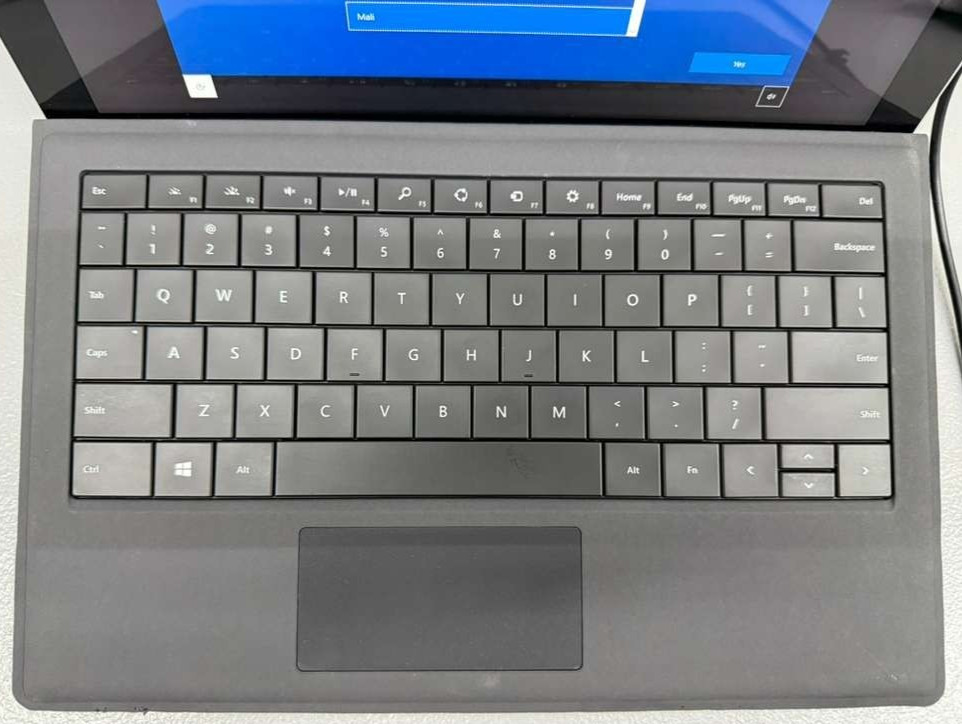 Microsoft Surface Pro 3 12″ i5-4300U 4GB RAM 128GB SSD – TOUCHSCREEN ISSUES