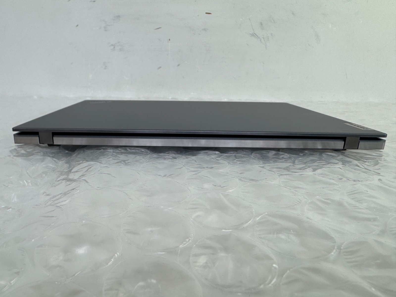 Lenovo ThinkPad T14s Gen 2 i7-1185G7 16GB 256GB SSD 14″ FHD Win 11 Pro
