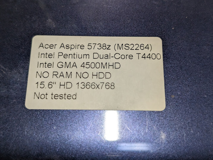 Acer Aspire 5738z – Not Tested, No RAM/HDD, Signs of Use