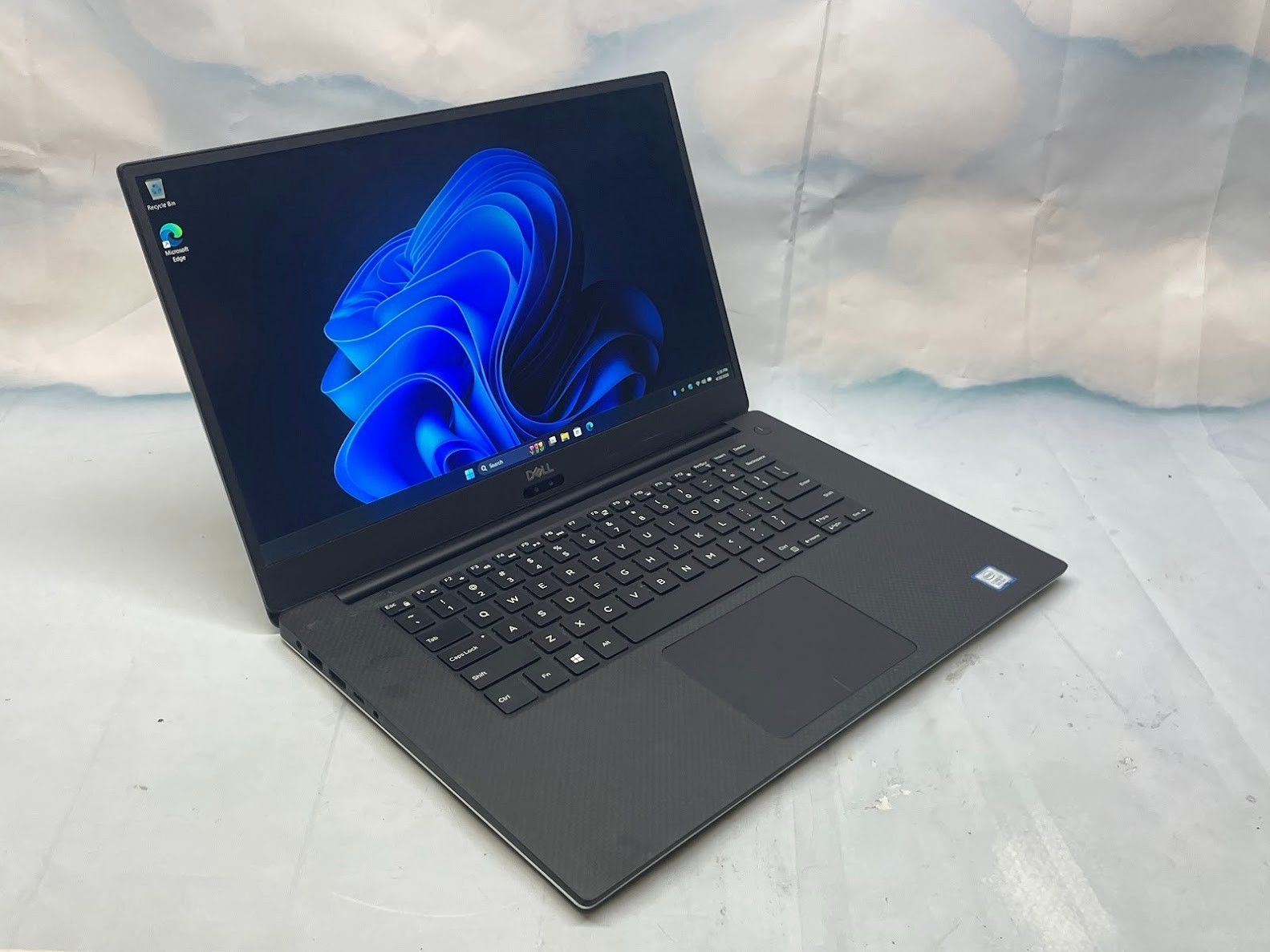 Dell Precision 5540 | i7-9850H | 512GB SSD | 16GB RAM | Quadro T1000 | BAD KB