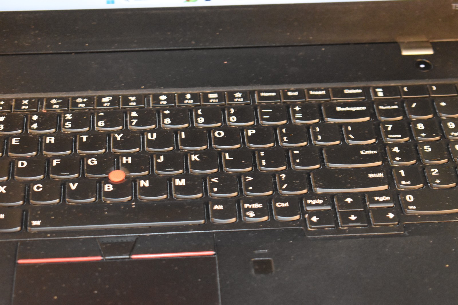 Lenovo ThinkPad T580 15.6″ Quad Core i7-8650U 16GB RAM 512GB SSD Windows 11 Pro