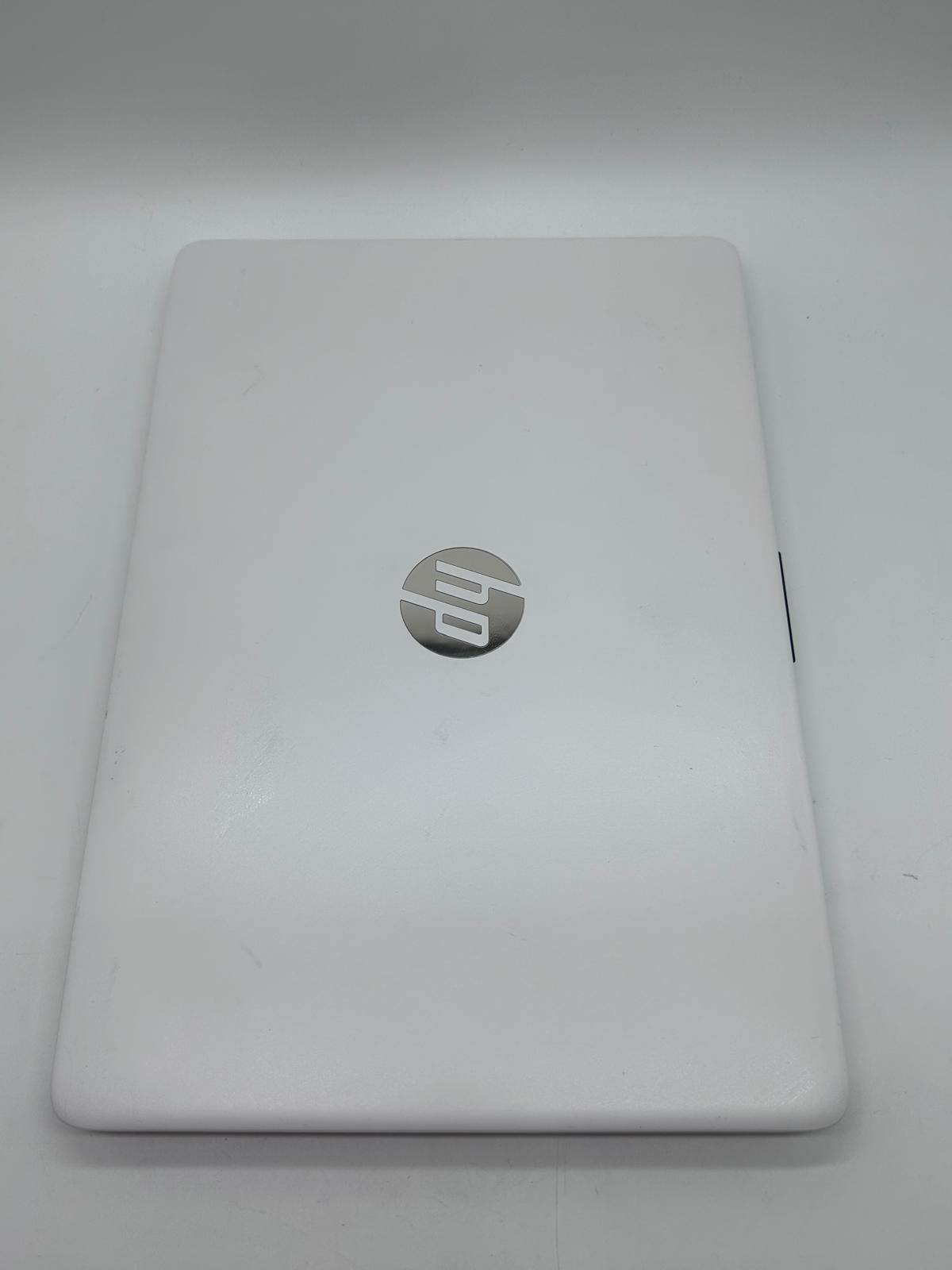 HP (14-DQ0070NR) Intel Celeron N4020 1.1GHz – 64GB SSD – 4GB RAM – “PARTS”