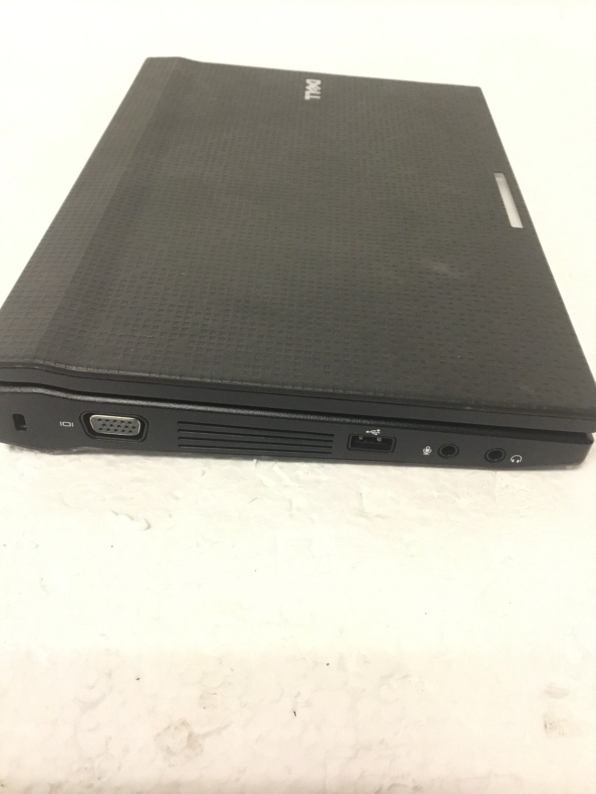 Dell Latitude 2120 Atom N550 1.5GHz 2GB 10.1″ Netbook No HDD w/ AC FREE SHIPPING
