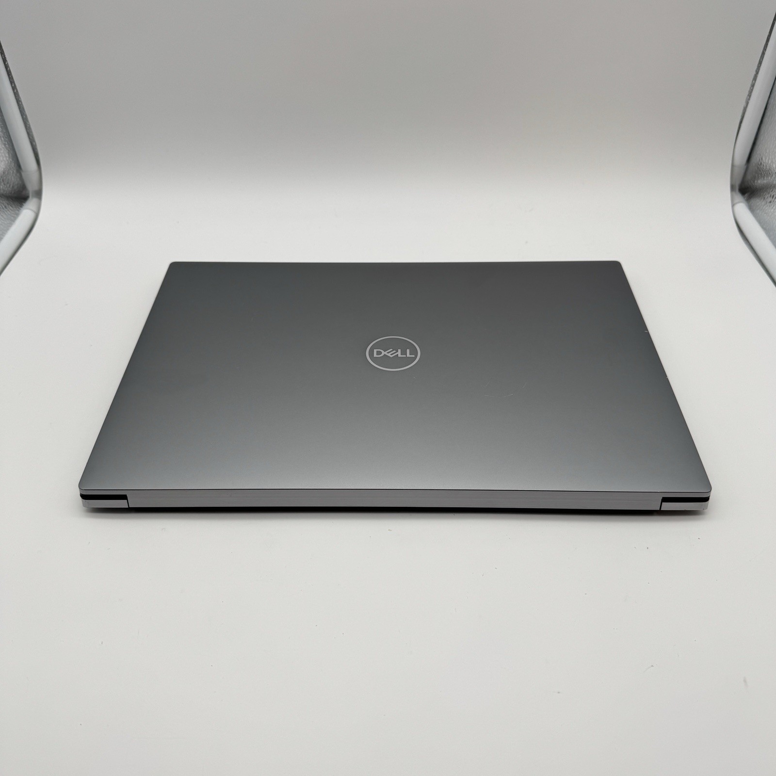 Dell Precision 5560 15.6″ FHD+ | i7-11800H 2.30GHz | Quadro T1200 | No RAM/SSD