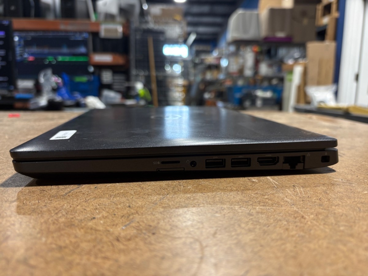 Dell Latitude 5400 i5-8365U 8GB RAM 256GB SSD 14in FHD No OS No Charger