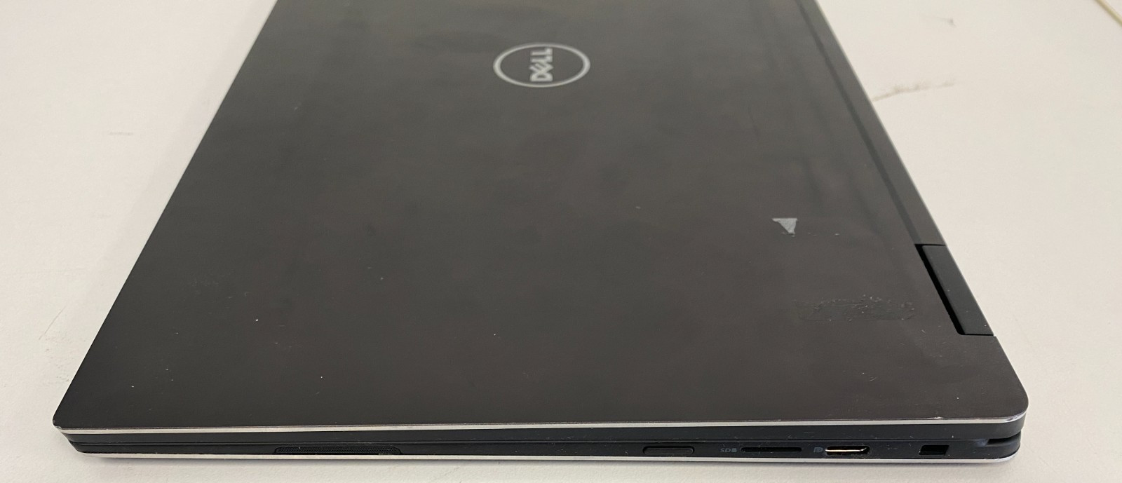 Dell XPS P71G 13″ i7-7Y75 @1.30GHz 16GB RAM NO SSD/OS PARTS