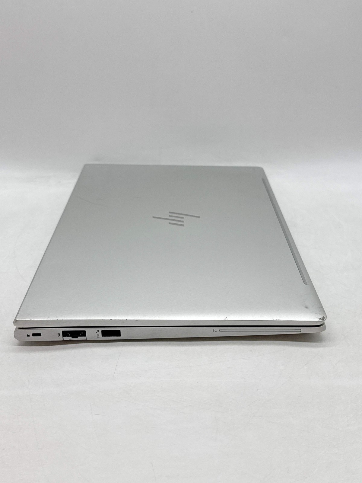 HP EliteBook 640 G10 14.0″ FHD Touch Core i5-1335U 1.30GHz 256GB SSD 8GB RAM