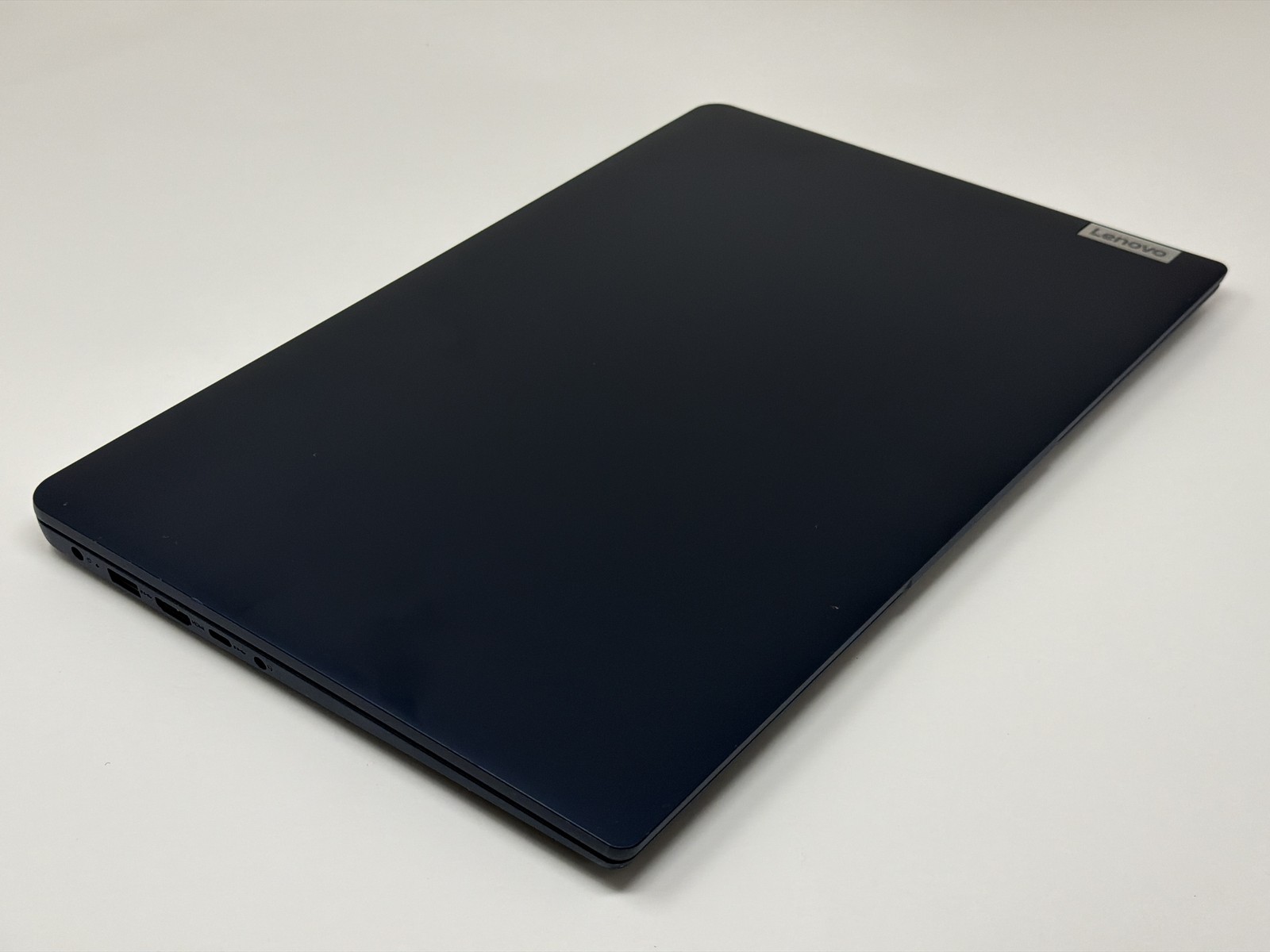 Lenovo IdeaPad 15IJL7 Intel Pentium Silver N6000 1.1Ghz 4GB 128GB eMMC 15in Good