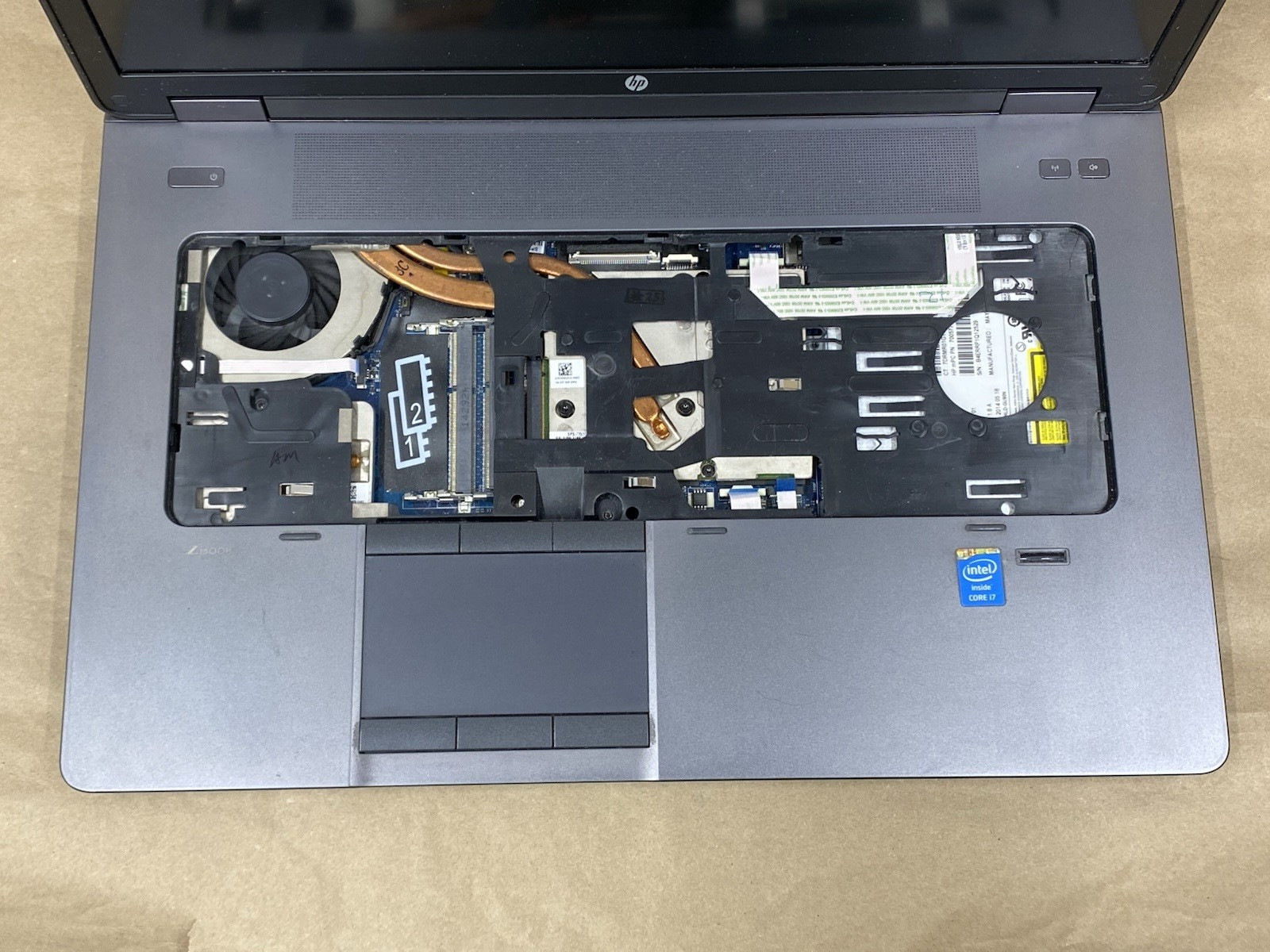 HP Zbook 17 – 17″ 1920×1080 – i7-4700MQ – 4GB – 250GB SSD – Win 10 Pro