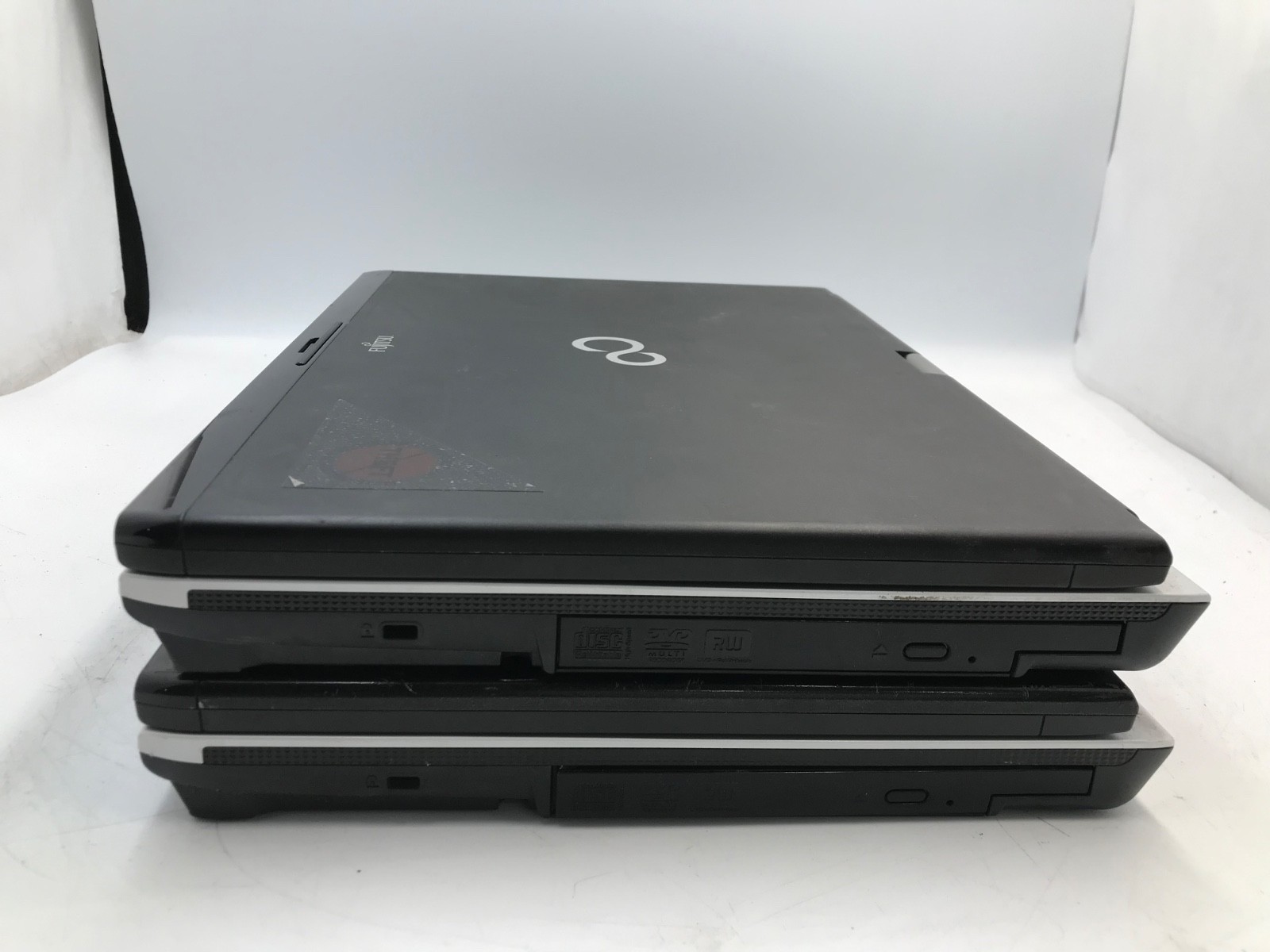 Lot of 2 Fujitsu LifeBook T900 Intel Core i5-520M 13″ – BOOT/Various Issues -MZ