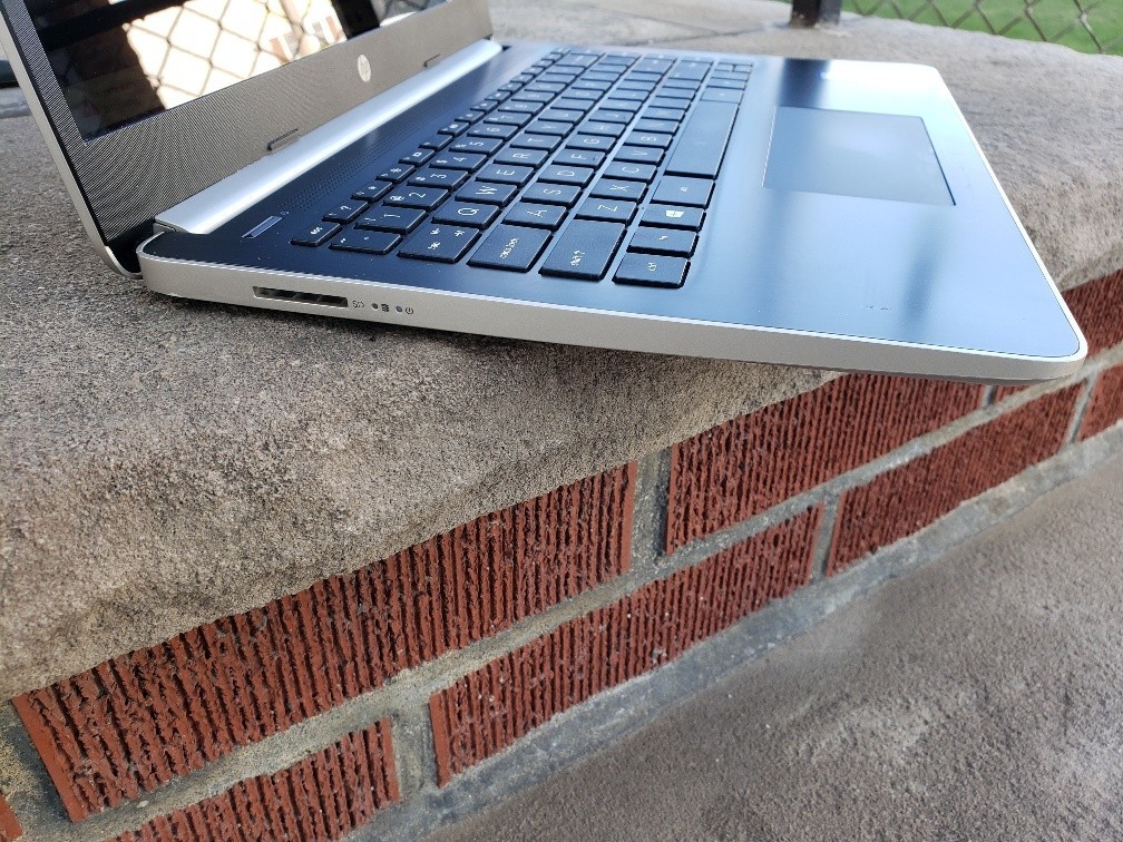 HP 14-DQ0011DX INTEL CORE i3-8145U 2.10GHZ 256 GB SSD 8GB RAM WIN 11 TOUCHSCREEN