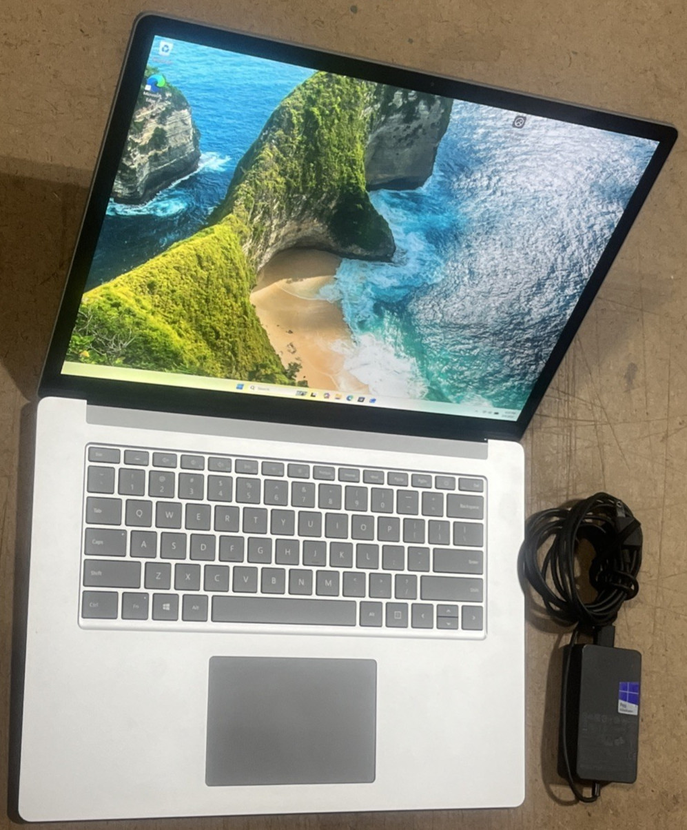 Surface Laptop 4 (1979) Laptop i7-1185G7 128GB SSD 16GB RAM W11P 13.5″ TOUCH A++