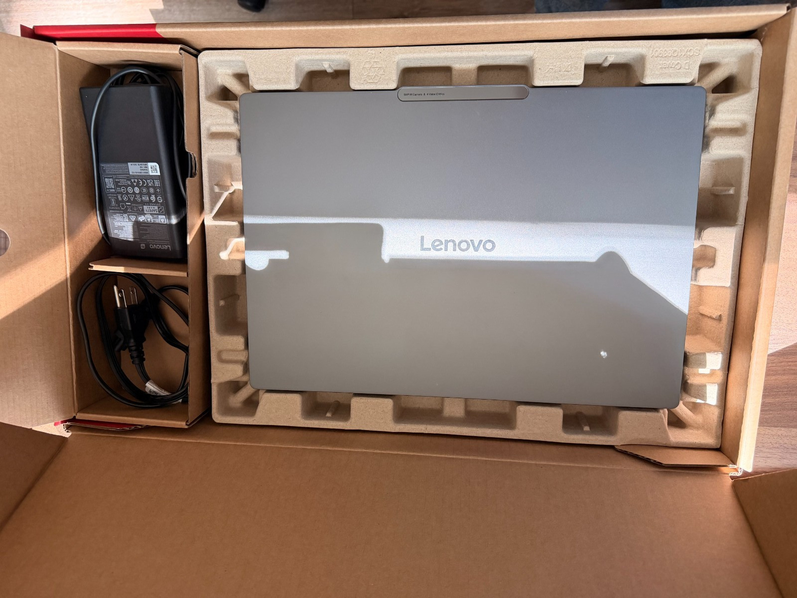 Lenovo – Yoga Pro 9i 16″ Intel Core Ultra 9 285H 2025, 32GB, 1Tb, RTX5050