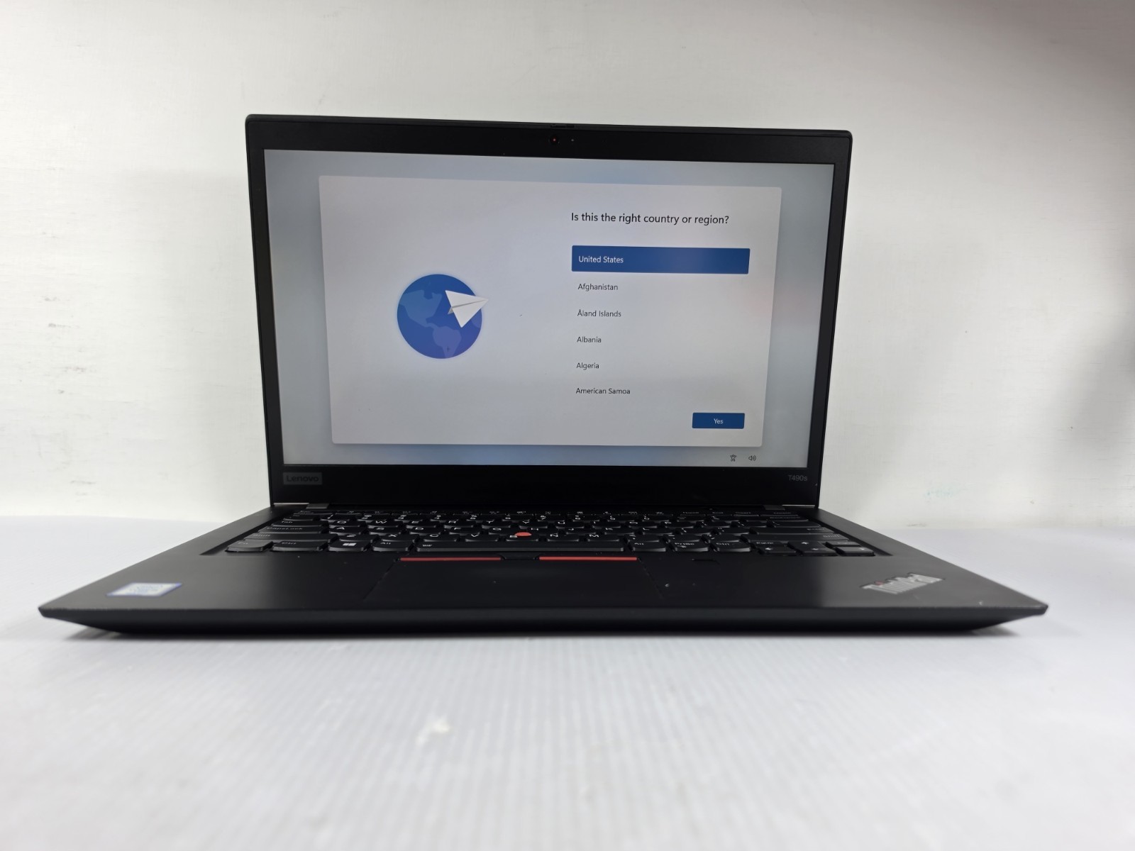 Lenovo ThinkPad T490s 14″ | i5-8365U | 8GB RAM | 256GB SSD | Win 11 | Laptop