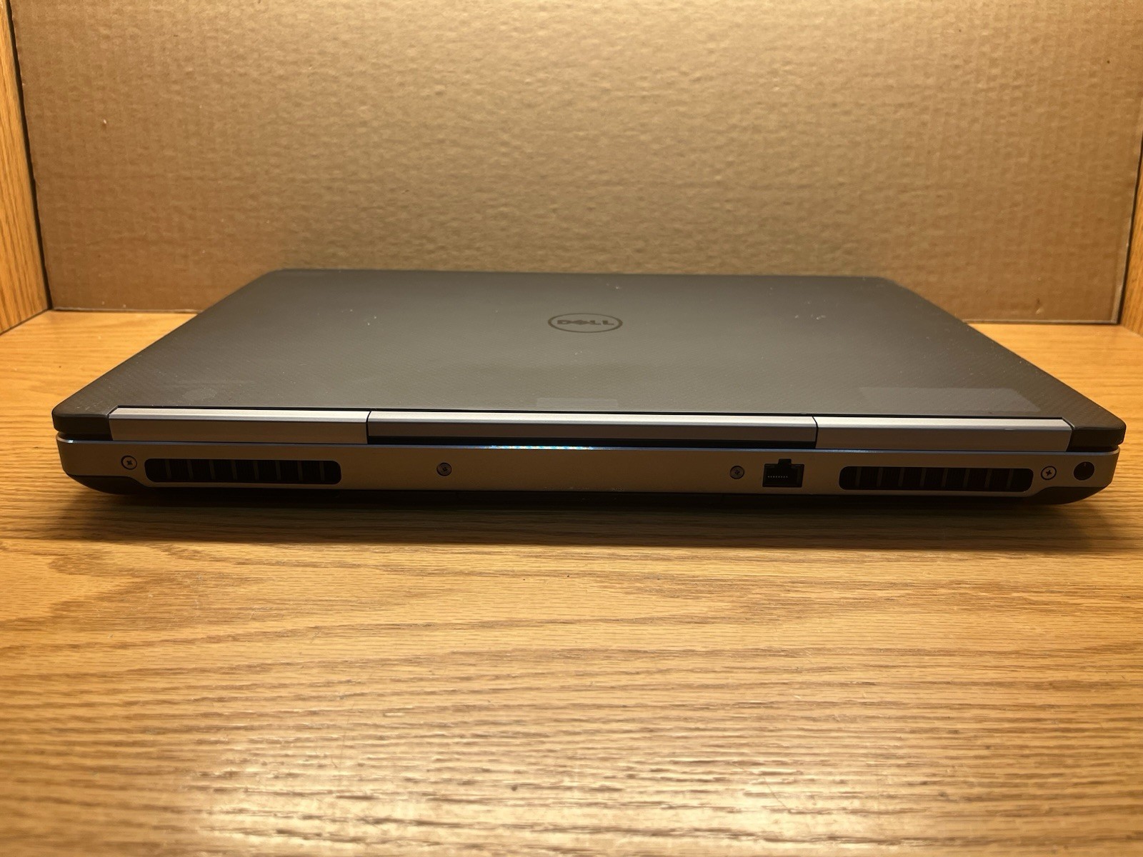 Dell Precision 7720 17.3″ FHD i7-6820HQ | P3000 | *No RAM/SSD/OS/Batt* | *READ*