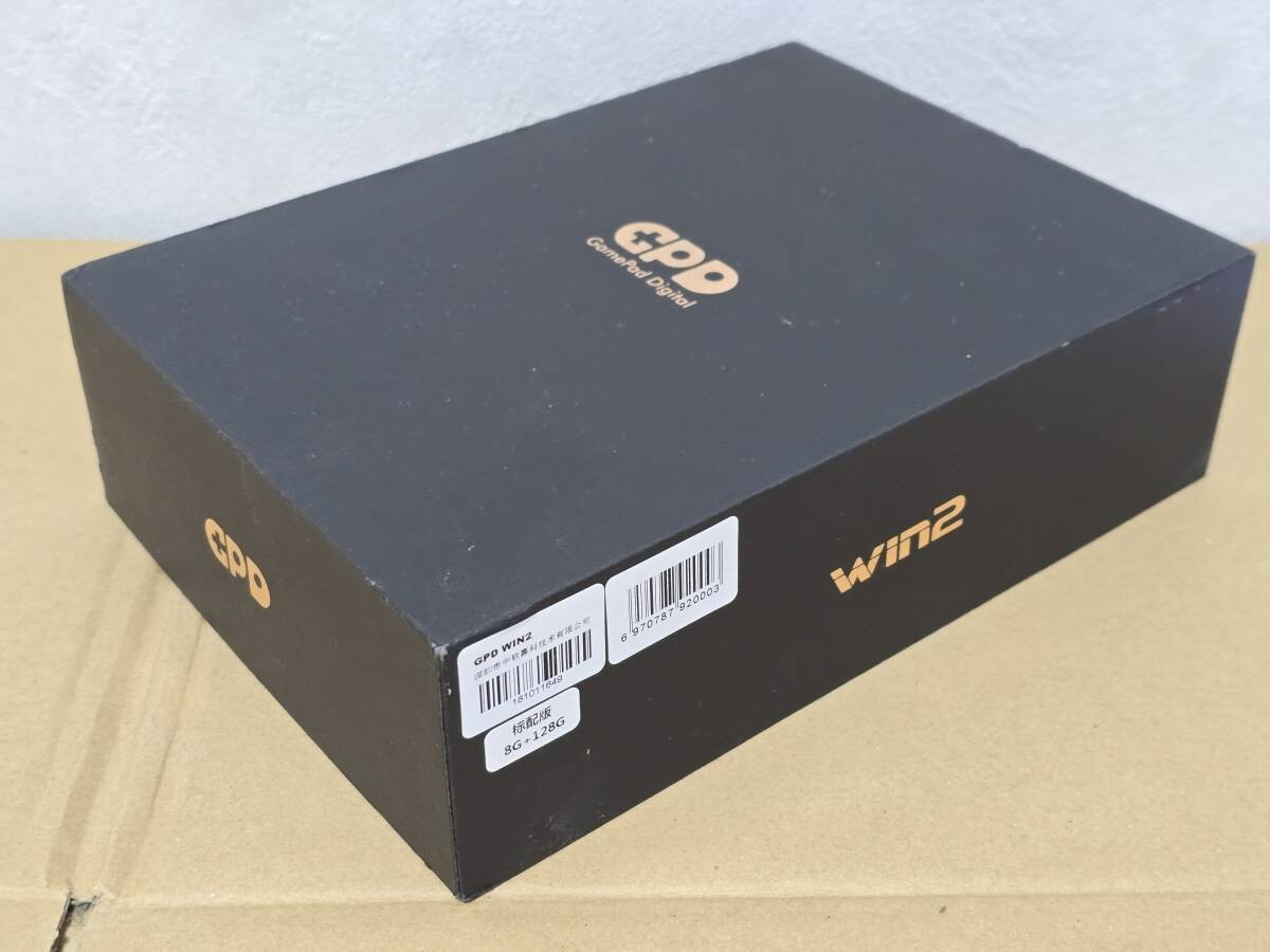 GPD Win2 Win 2 Intel Core M3-7y30 Windows 10 Home RAM 8GB SSD 256GB Japan