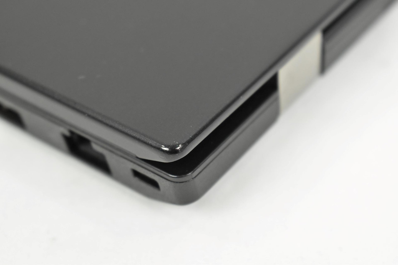 Lenovo ThinkPad T15p Gen 2 i7-11850H 2.5GHz 16GB 1TB SSD No OS GTX 1650 *See*