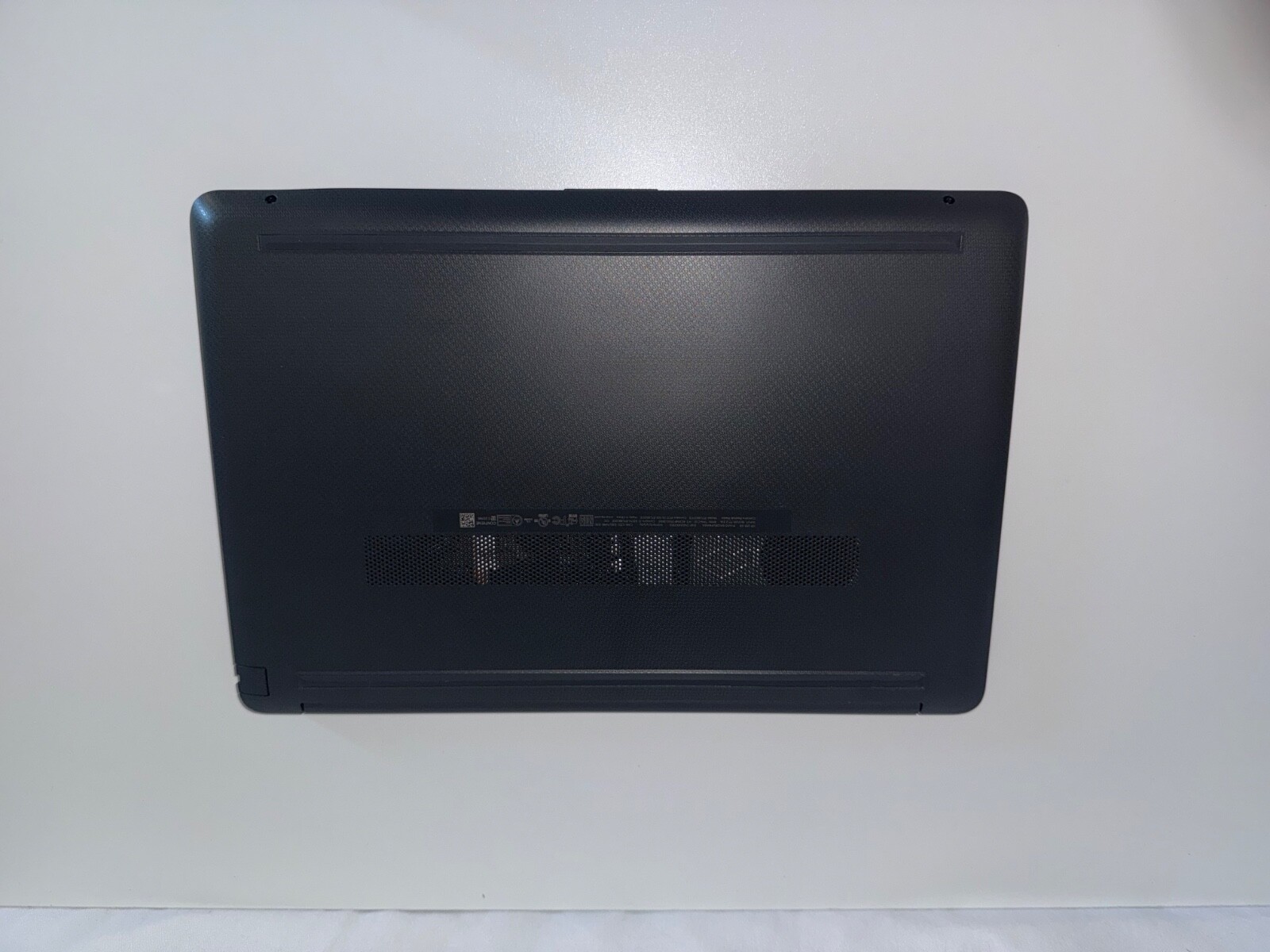HP 255 G8 Notebook – Sleek & Efficient | AMD 3020e | 8GB RAM | 128GB SSD |