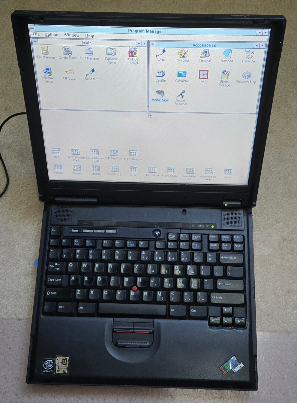 Vintage IBM Thinkpad A21m Laptop Windows 95 & DOS/Win 3.11, Floppy, Works Great